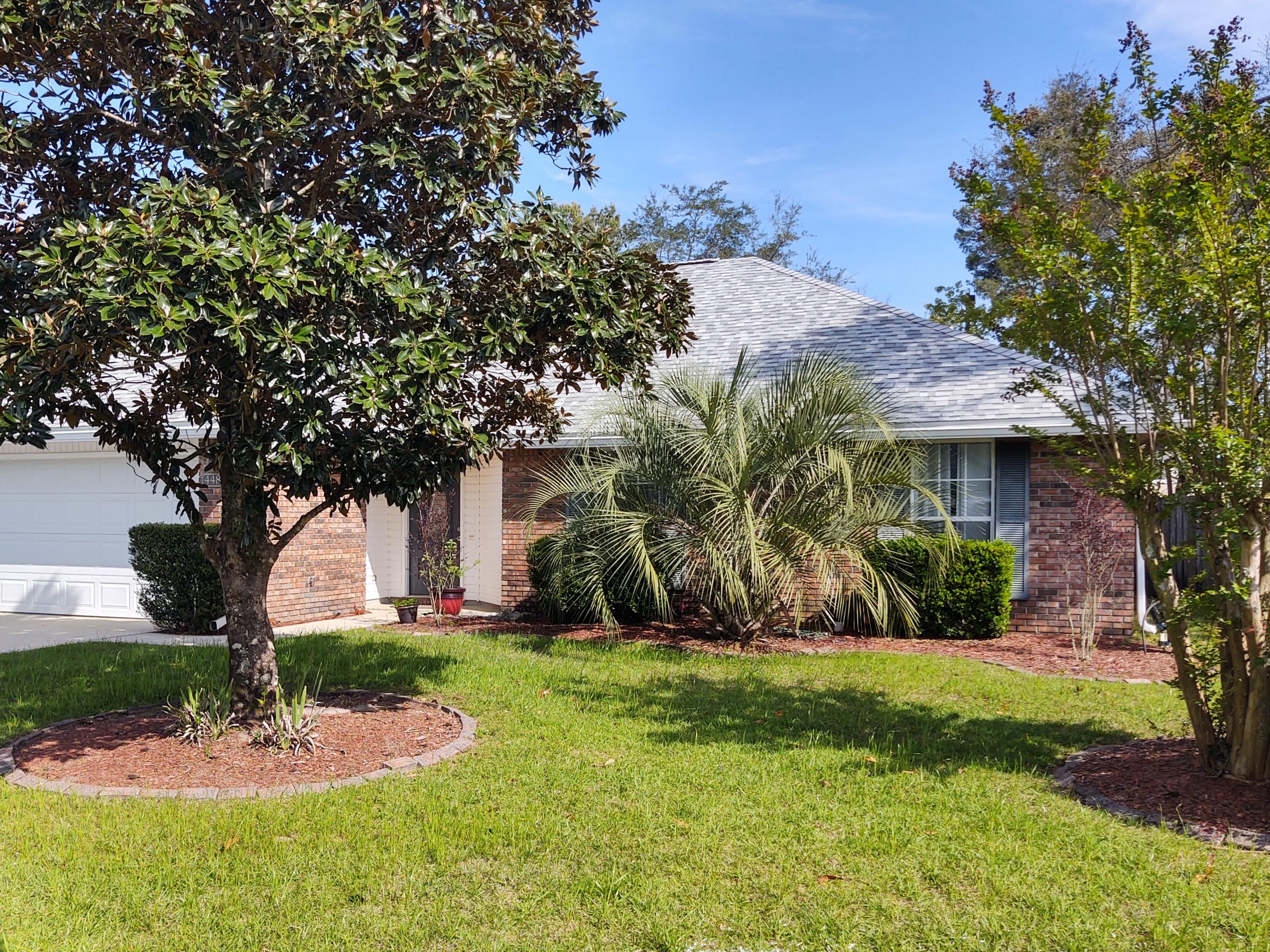 PARKWOOD SQUARE PH 1 - Residential