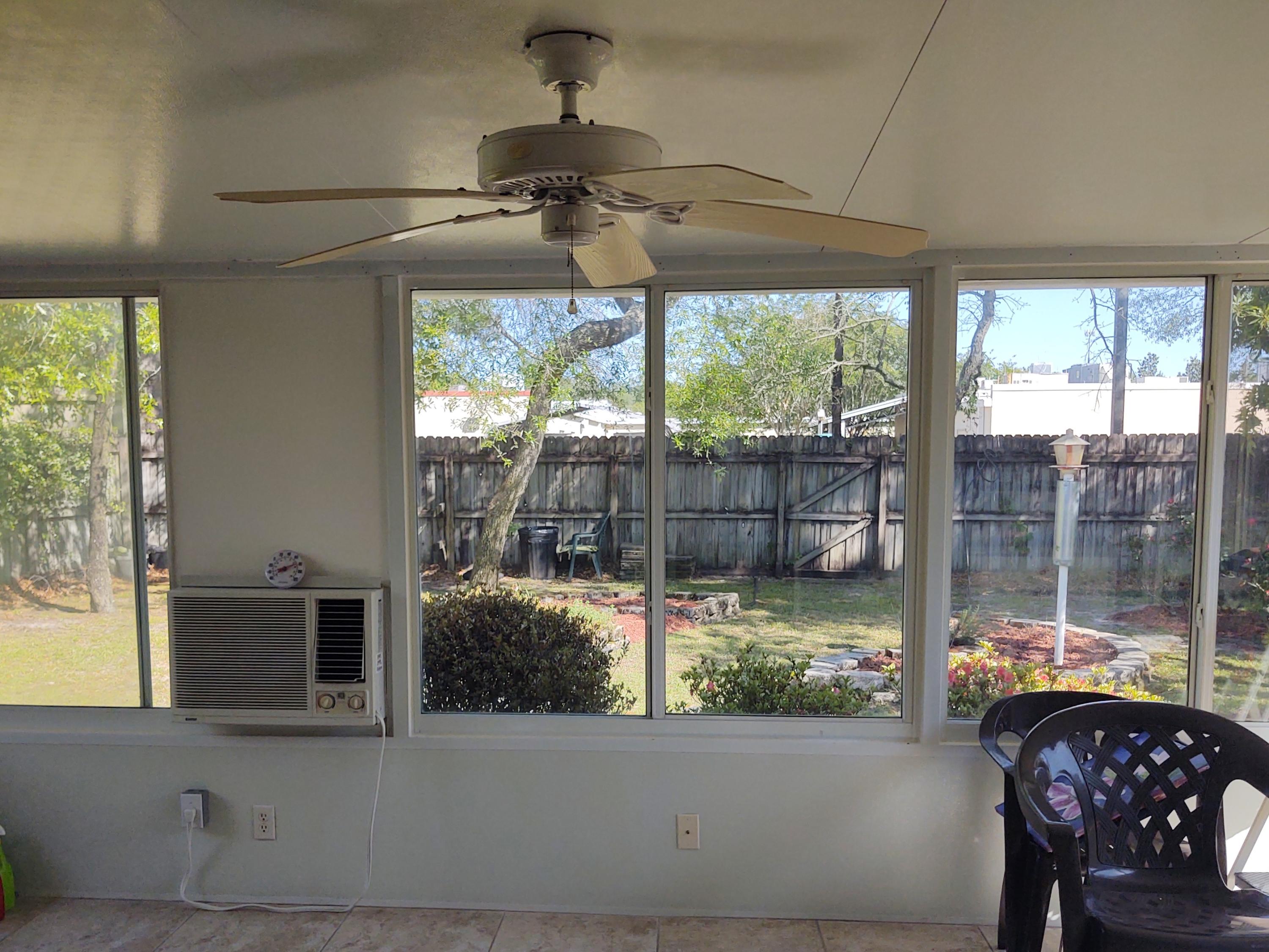 PARKWOOD SQUARE PH 1 - Residential