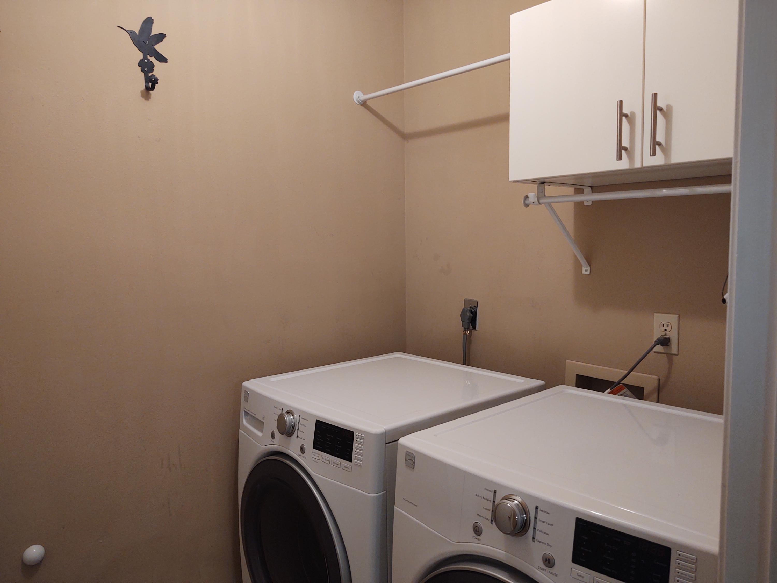 PARKWOOD SQUARE PH 1 - Residential