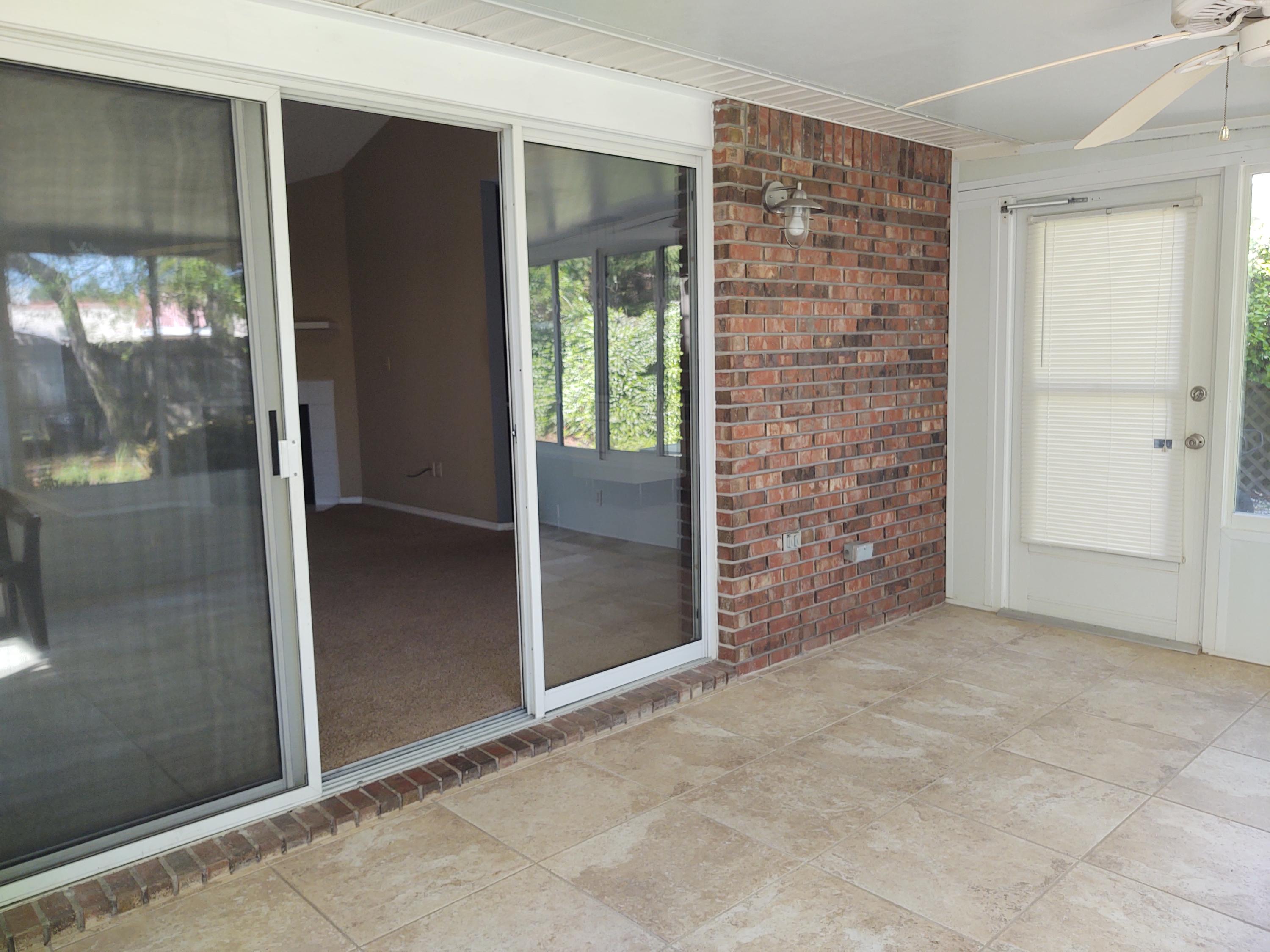 PARKWOOD SQUARE PH 1 - Residential