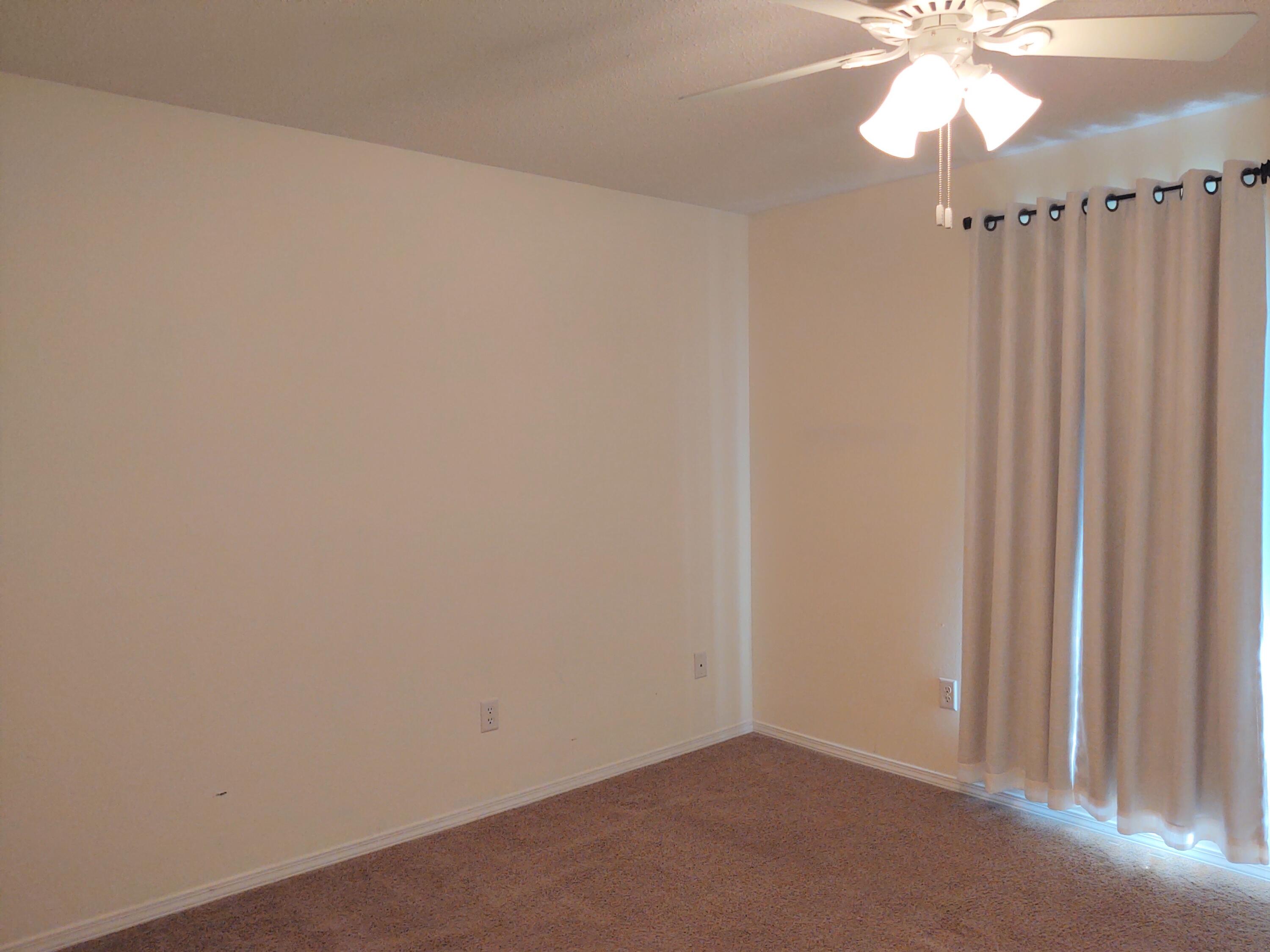 PARKWOOD SQUARE PH 1 - Residential