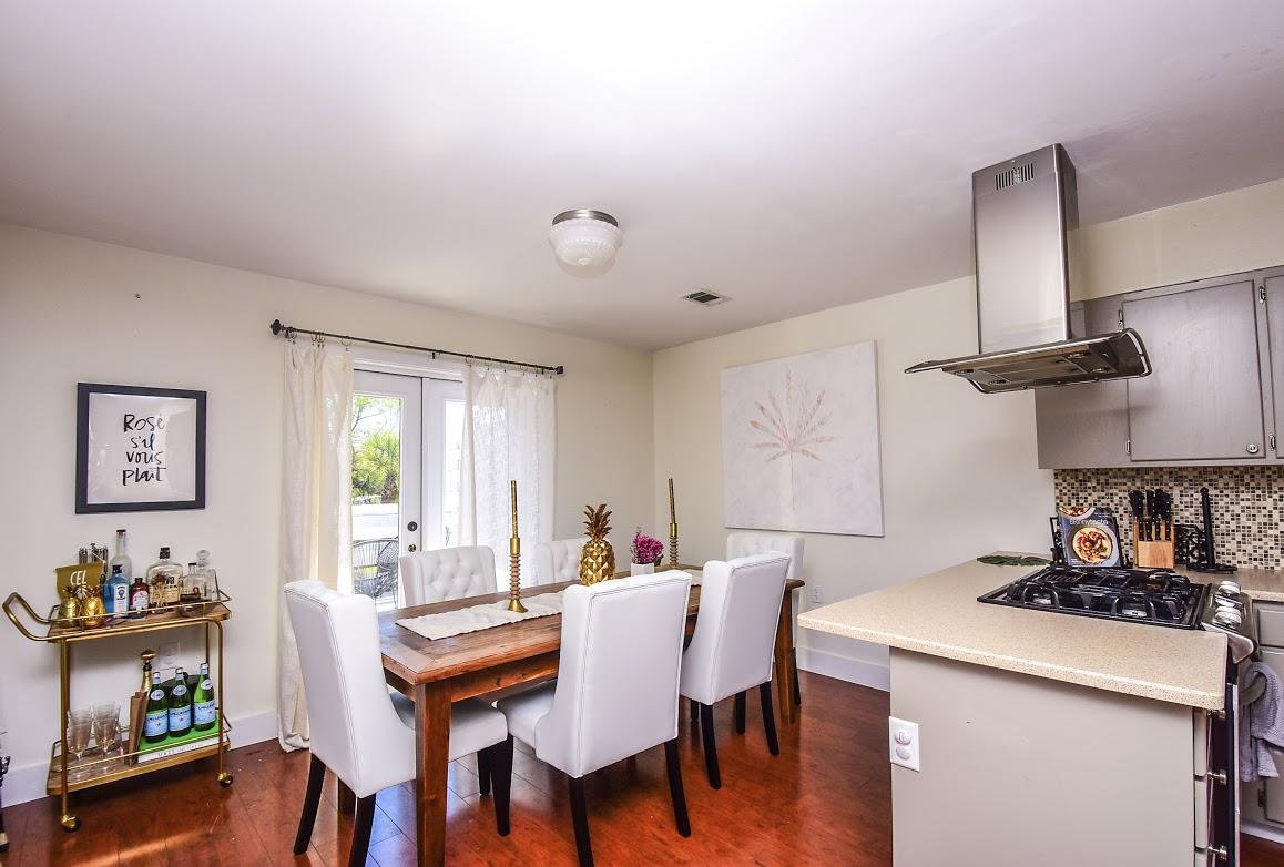 THE S 5FT LOT 9 & LOT 10 BLK DBELIEVE - Residential