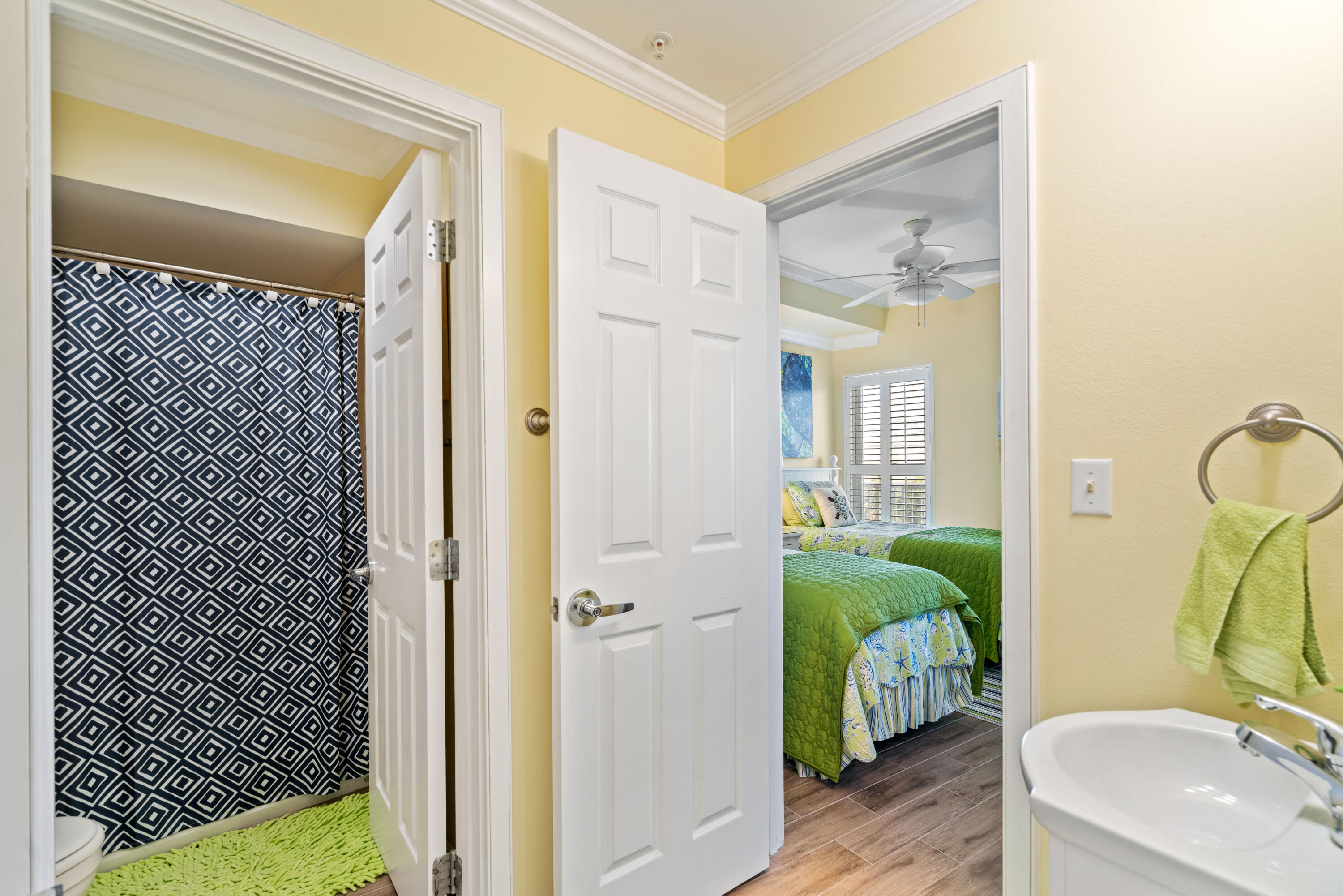 Crescent - Residential