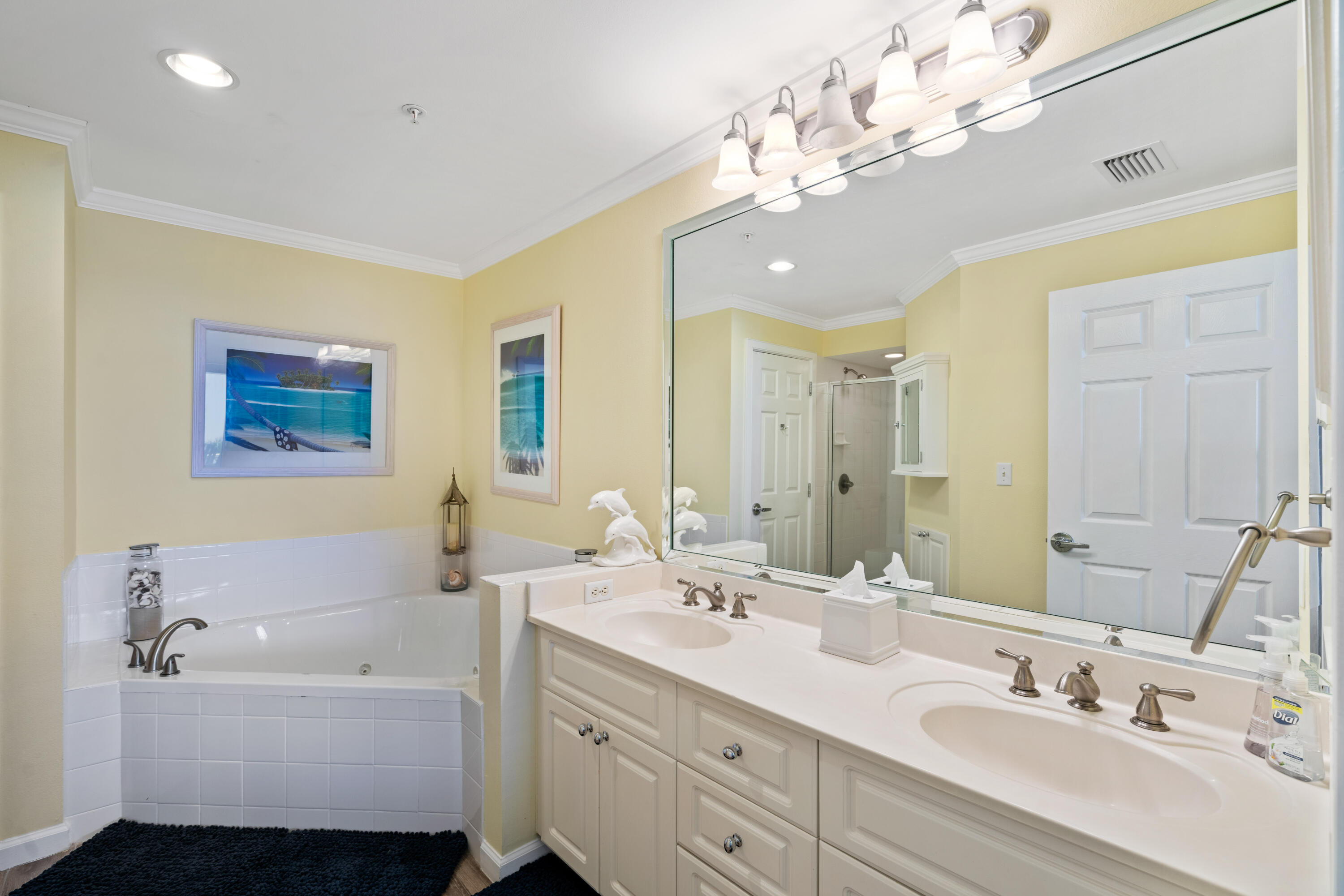 Crescent - Residential