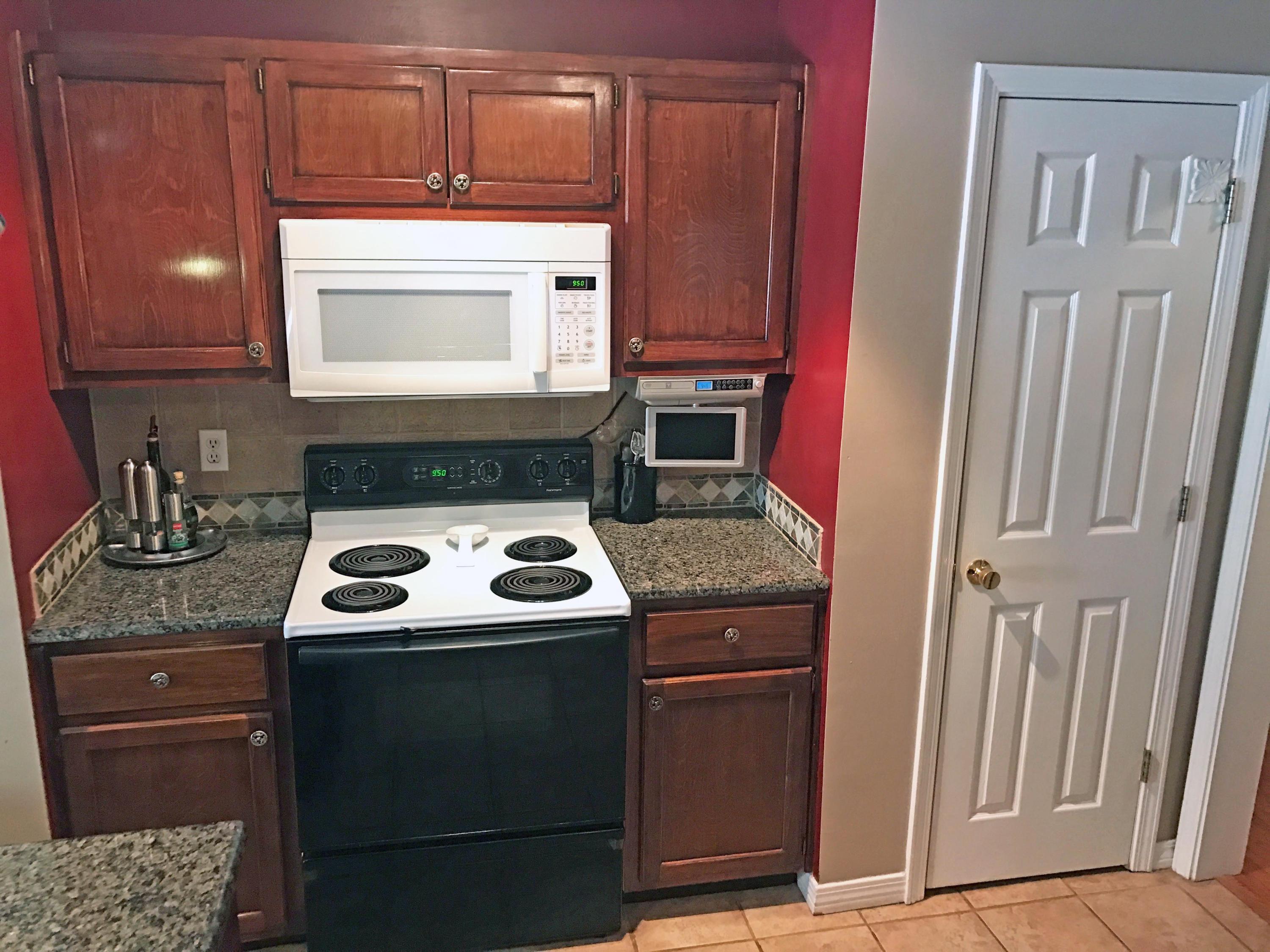 PARKWOOD ESTATES PH 1 BLUEWATER BAY - Residential