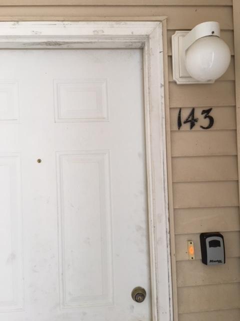 THE OAKS AT NICEVILLE PH II - Residential Lease