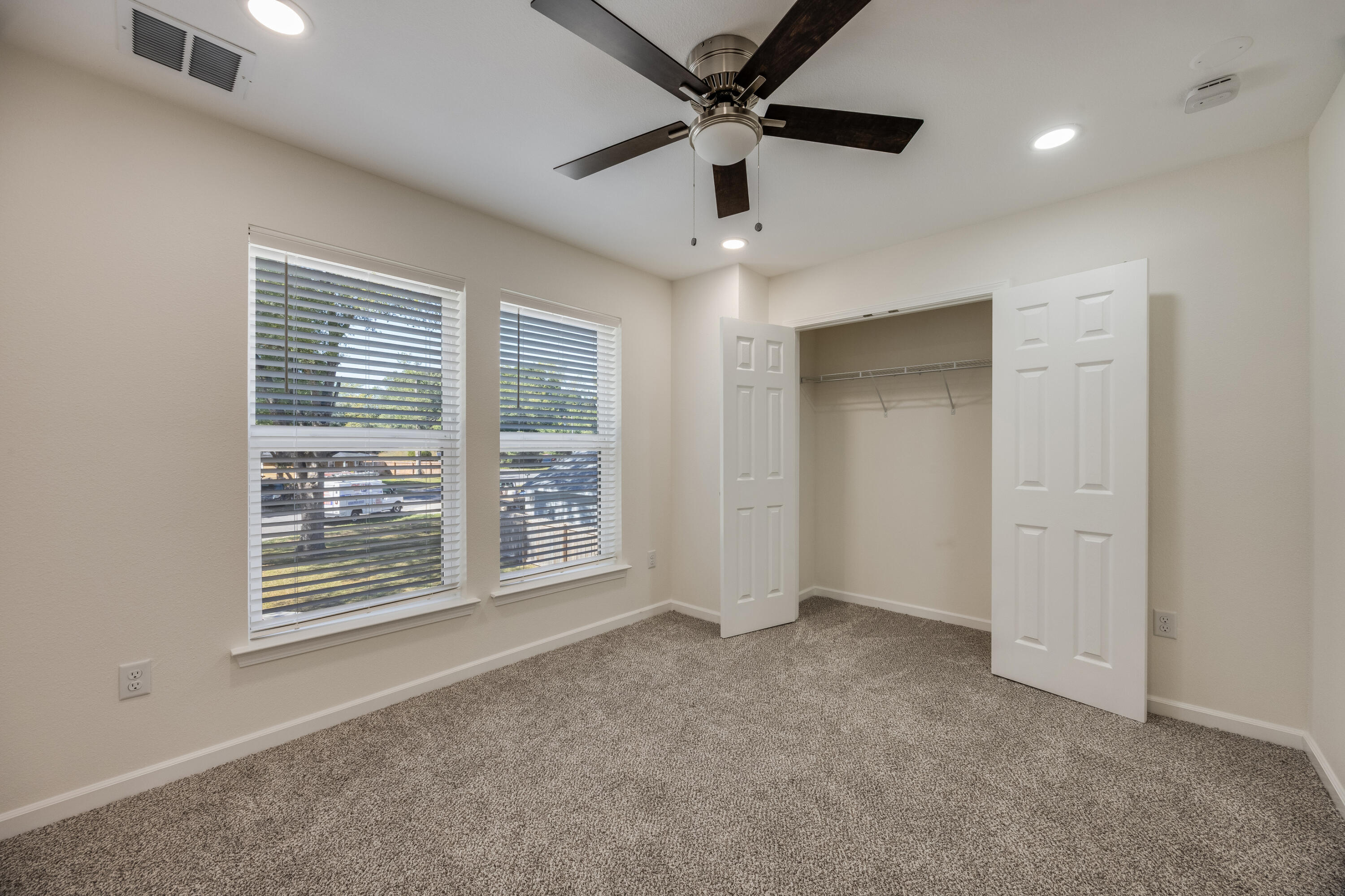 CRESTVIEW - Residential