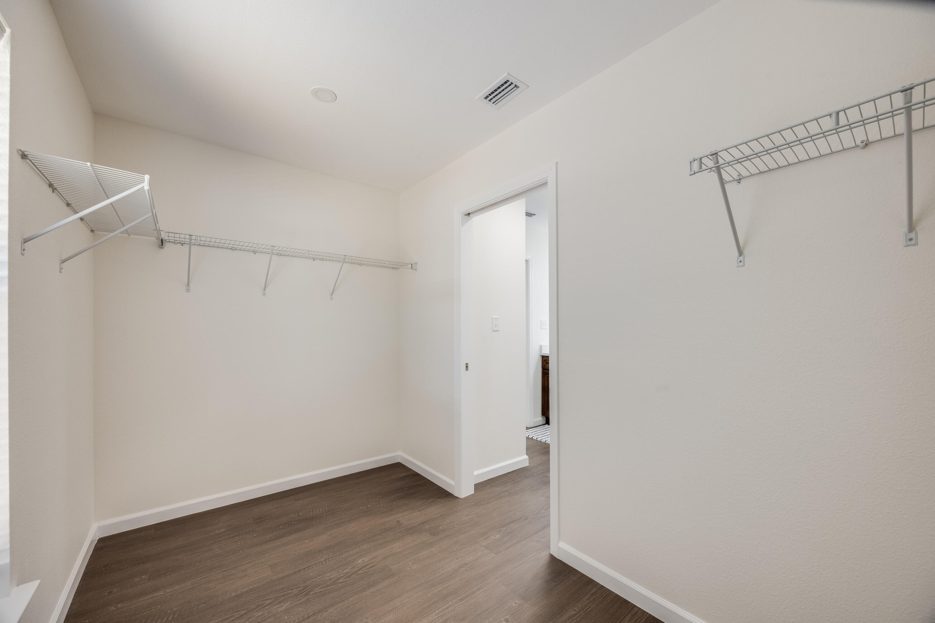 CRESTVIEW - Residential