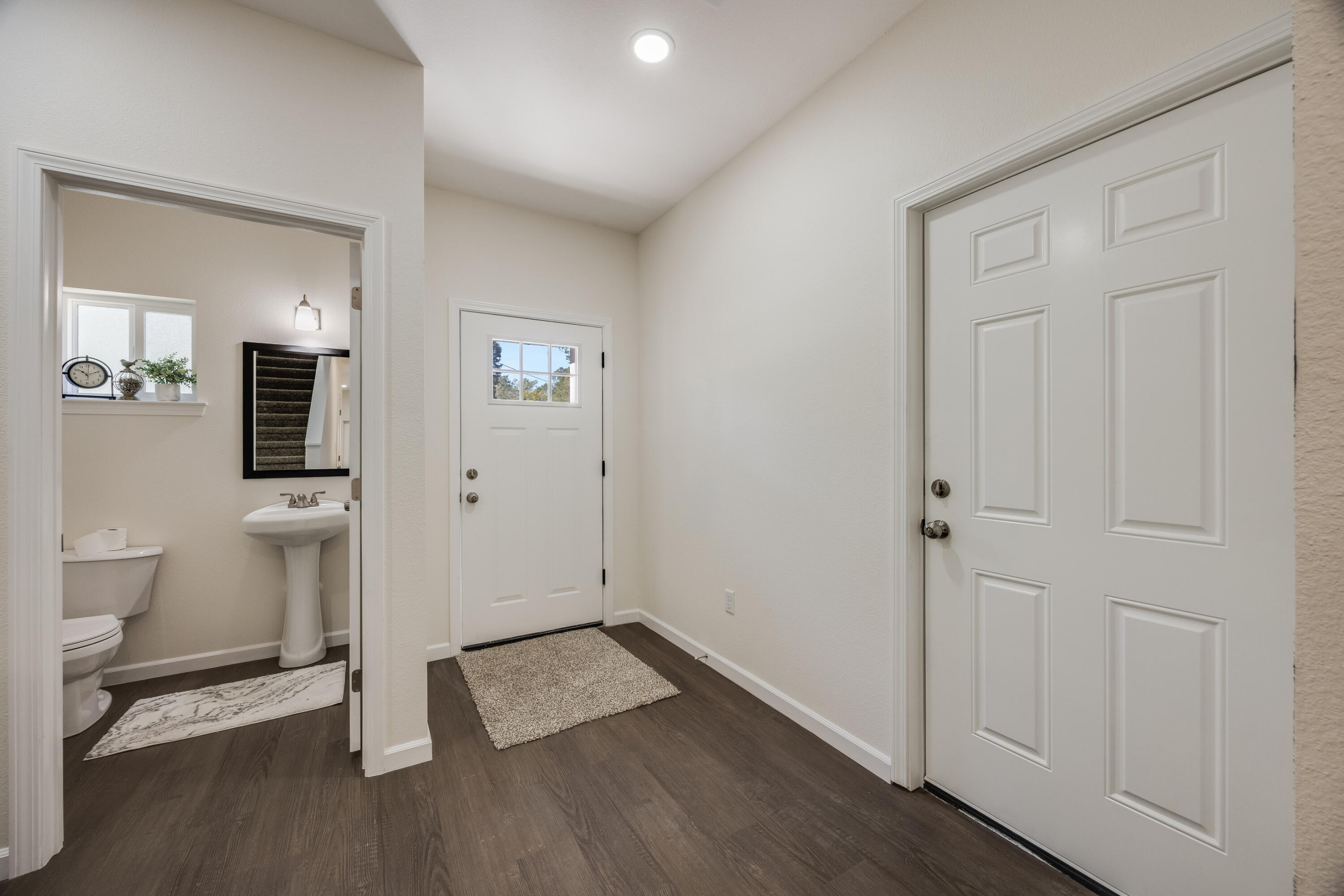 CRESTVIEW - Residential