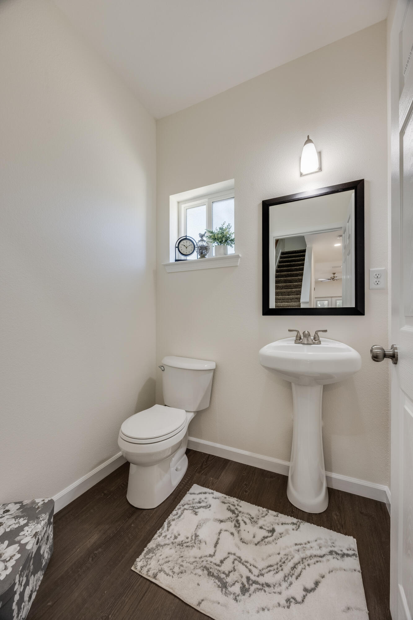 CRESTVIEW - Residential
