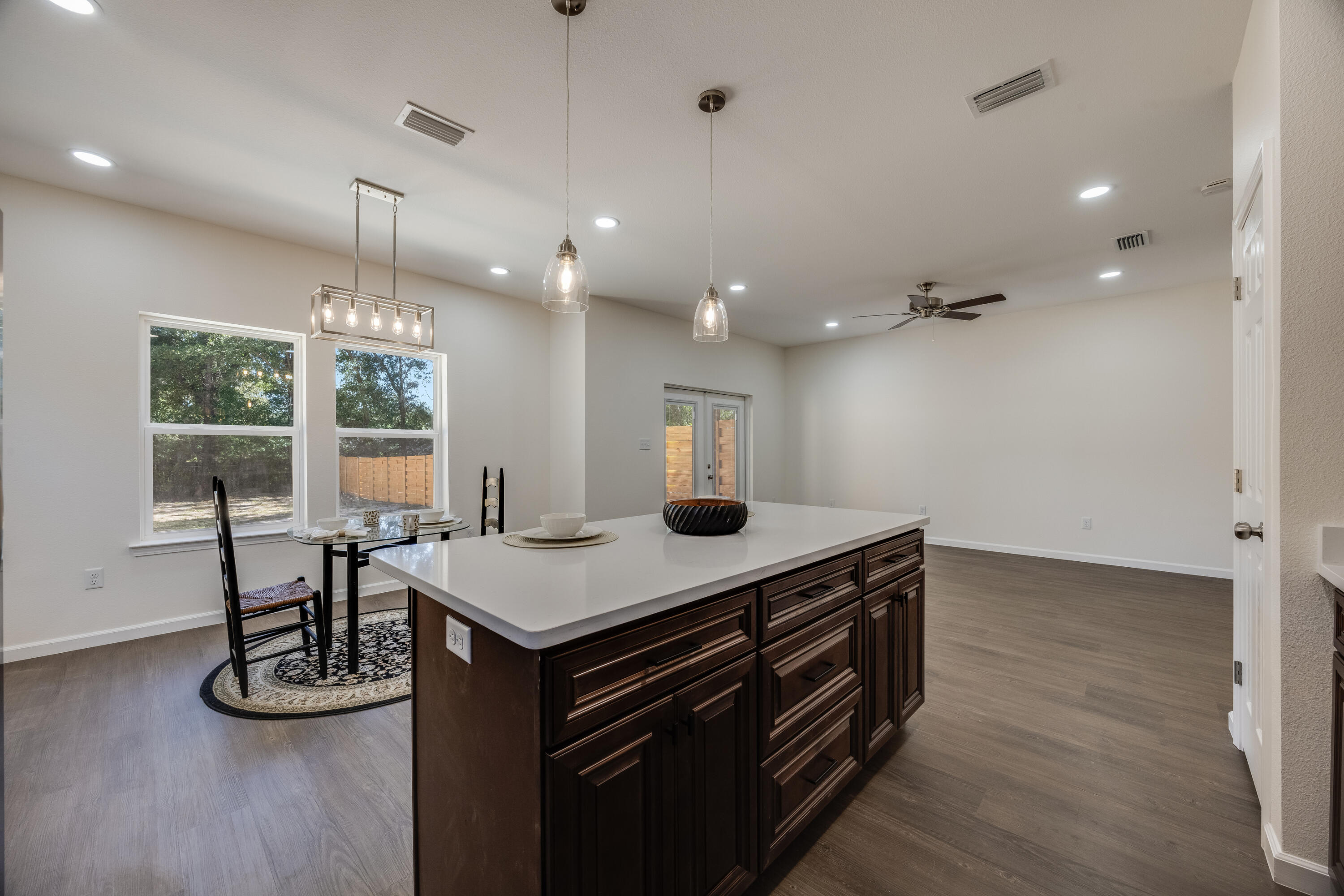 CRESTVIEW - Residential