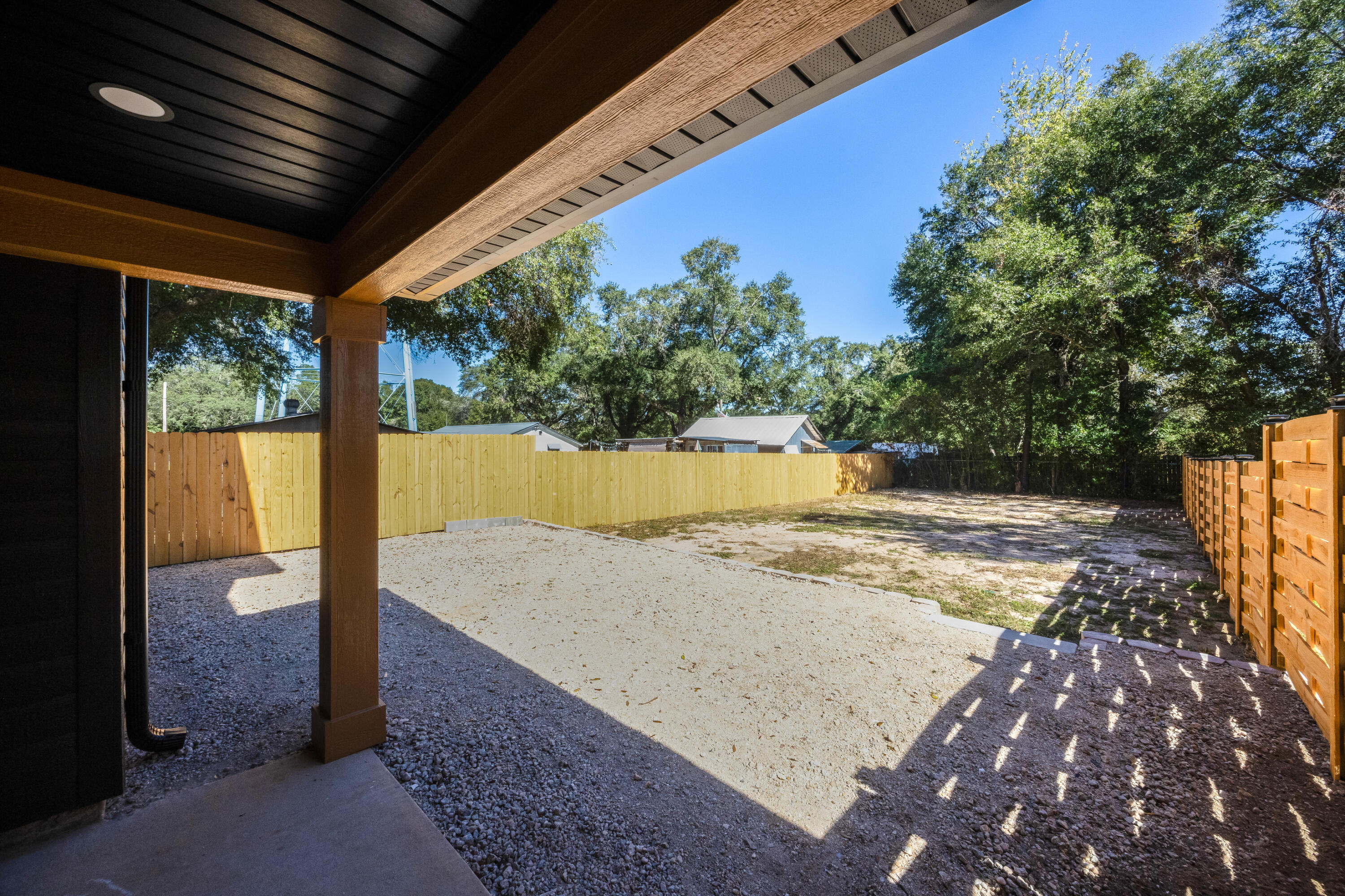 CRESTVIEW - Residential
