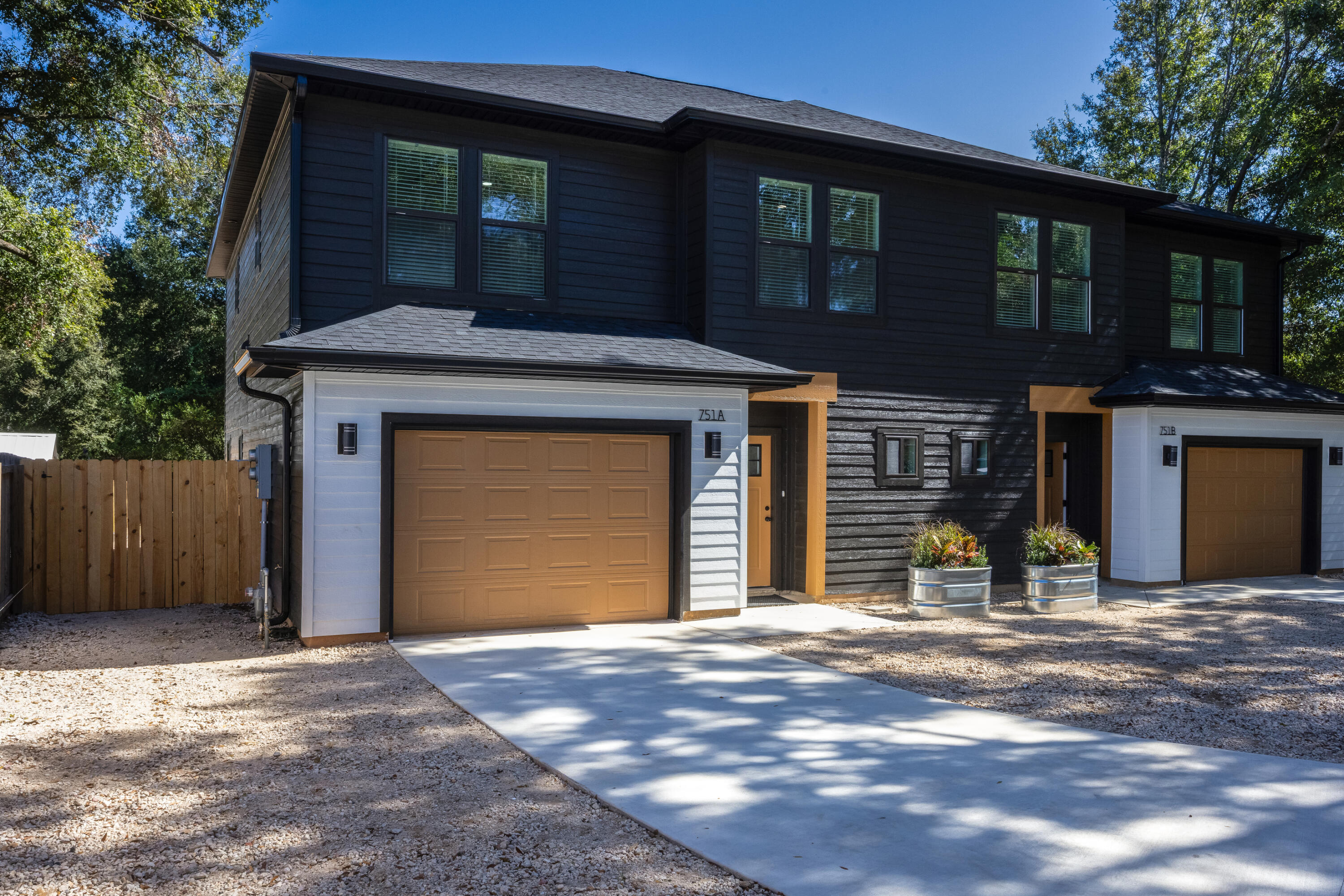 CRESTVIEW - Residential