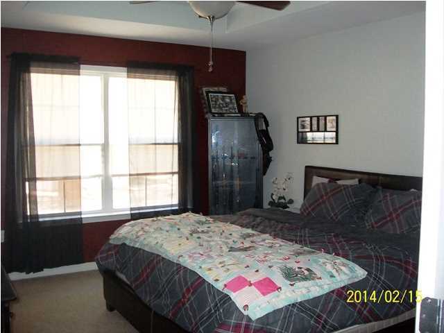 HUNTERS' RIDGE - Residential