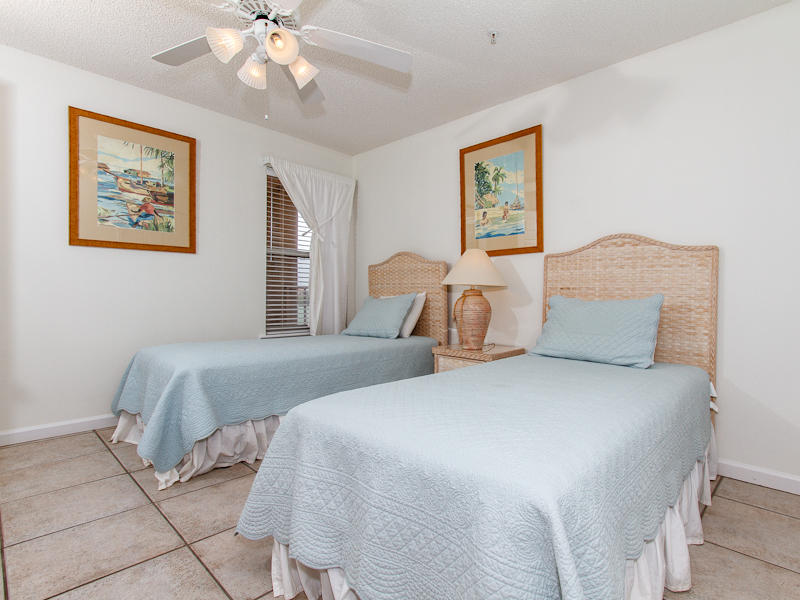 PALMS CONDO - Residential