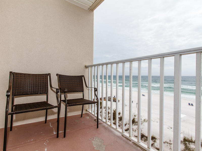 PALMS CONDO - Residential