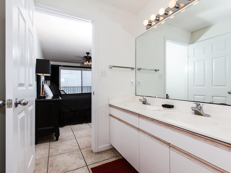 PALMS CONDO - Residential