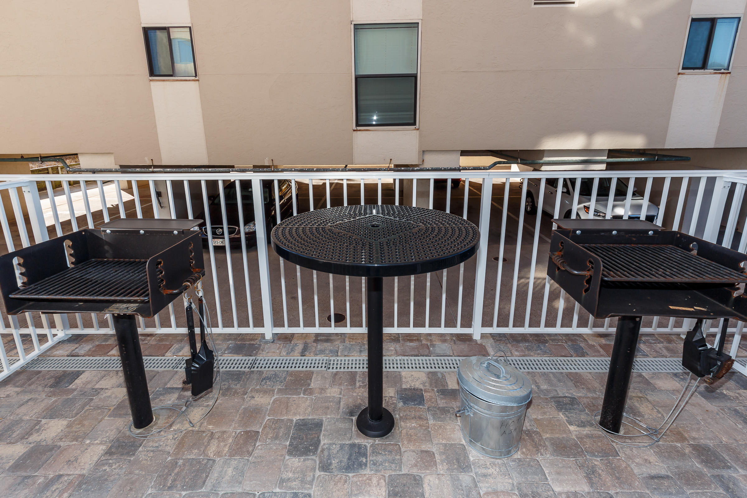 PALMS CONDO - Residential