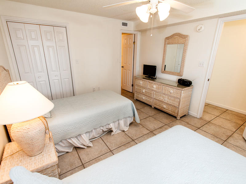 PALMS CONDO - Residential