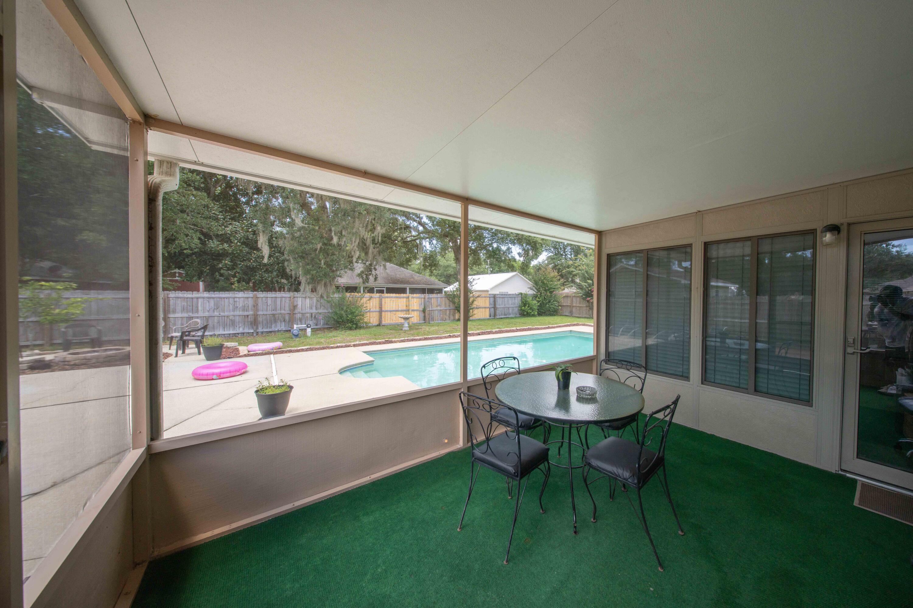 HOLLEY SHORES - Residential