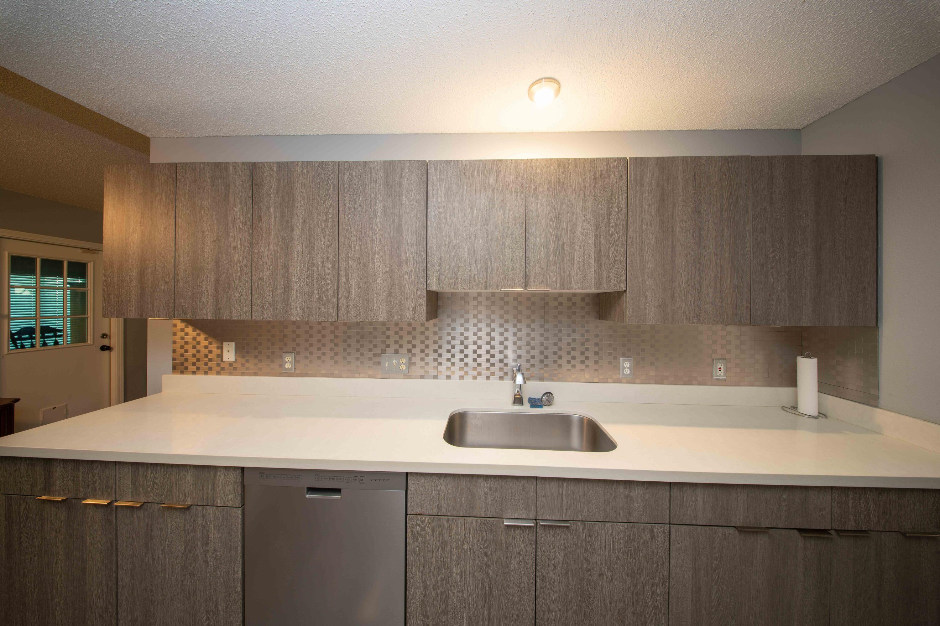 HOLLEY SHORES - Residential