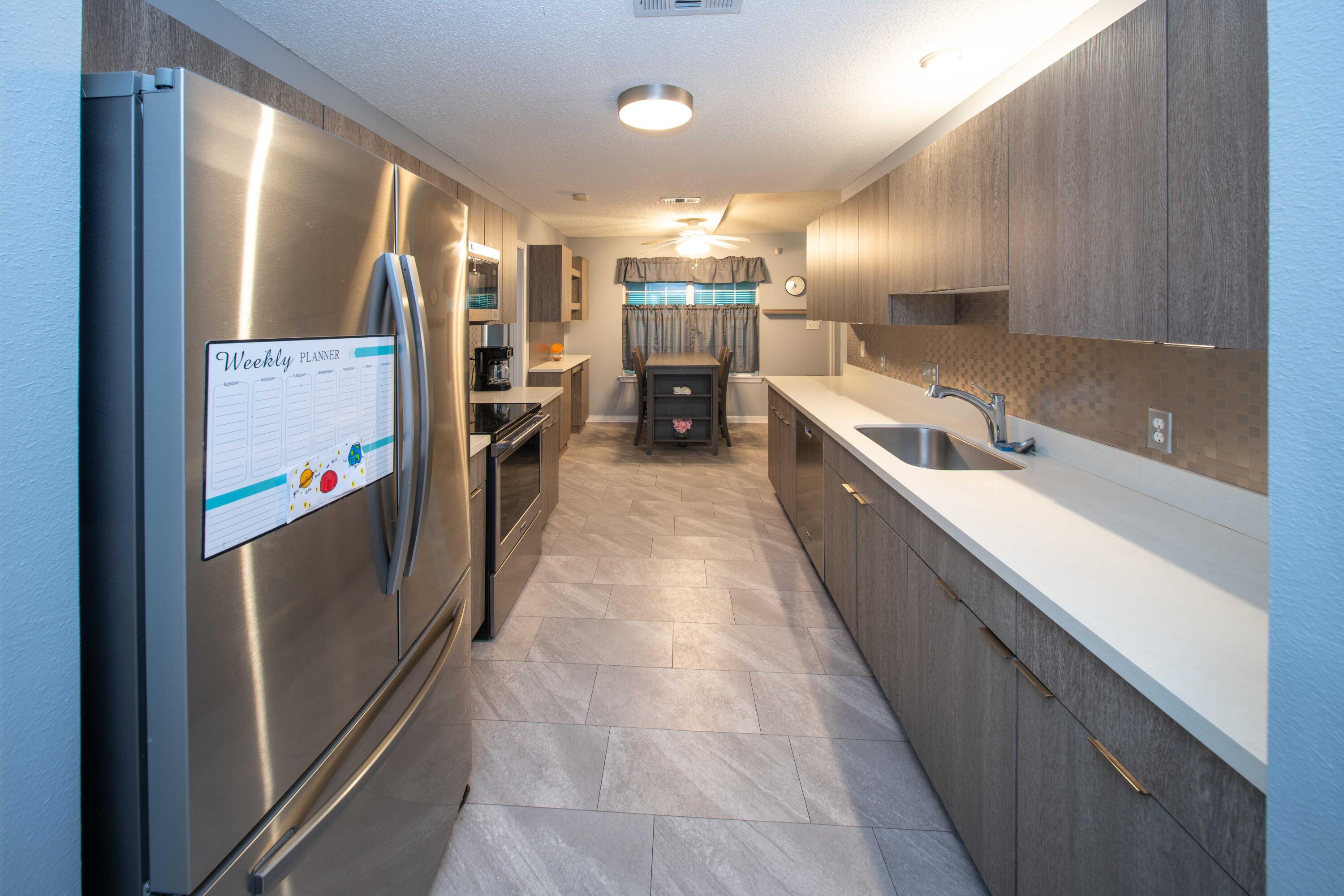 HOLLEY SHORES - Residential