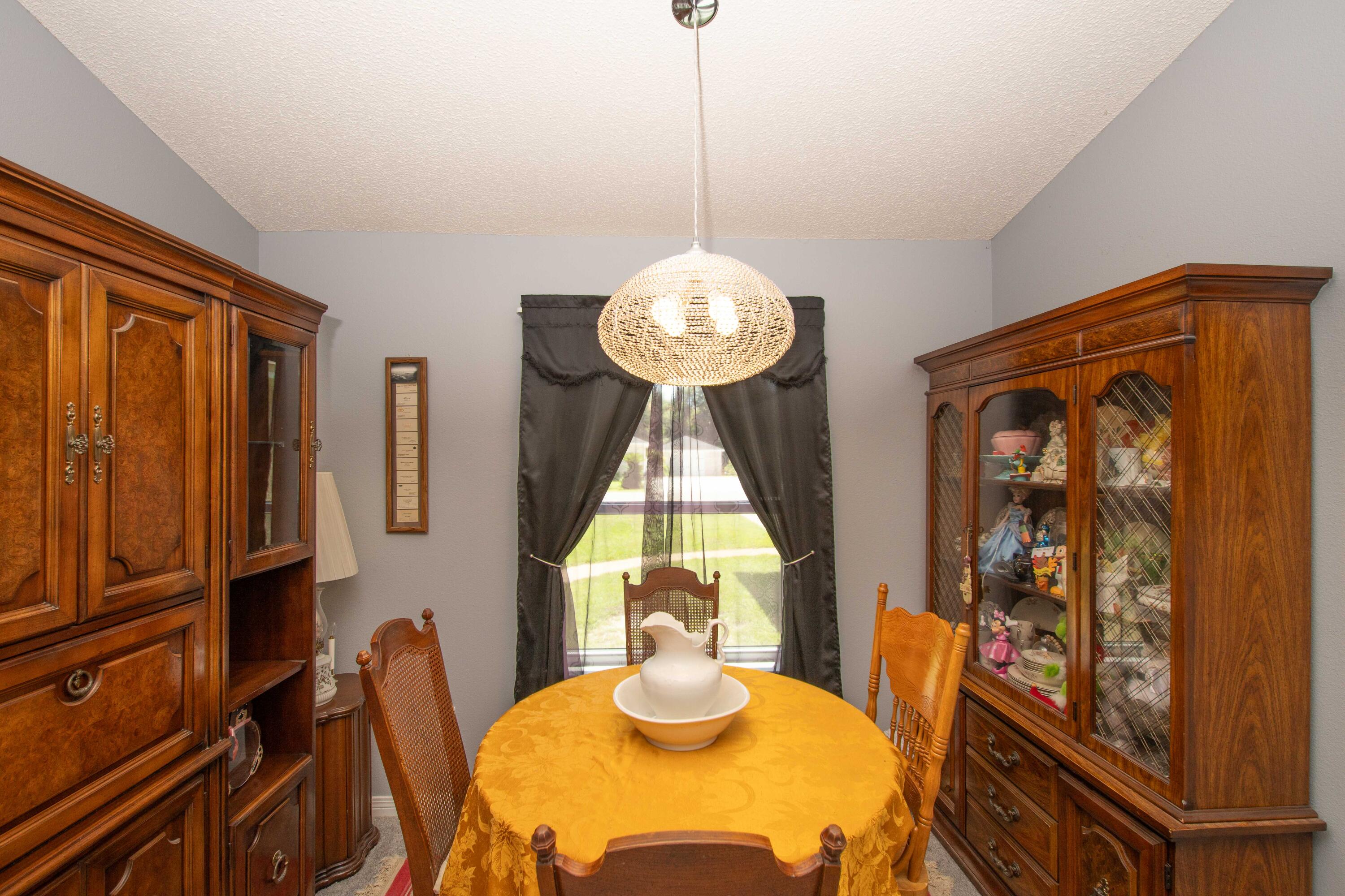 HOLLEY SHORES - Residential