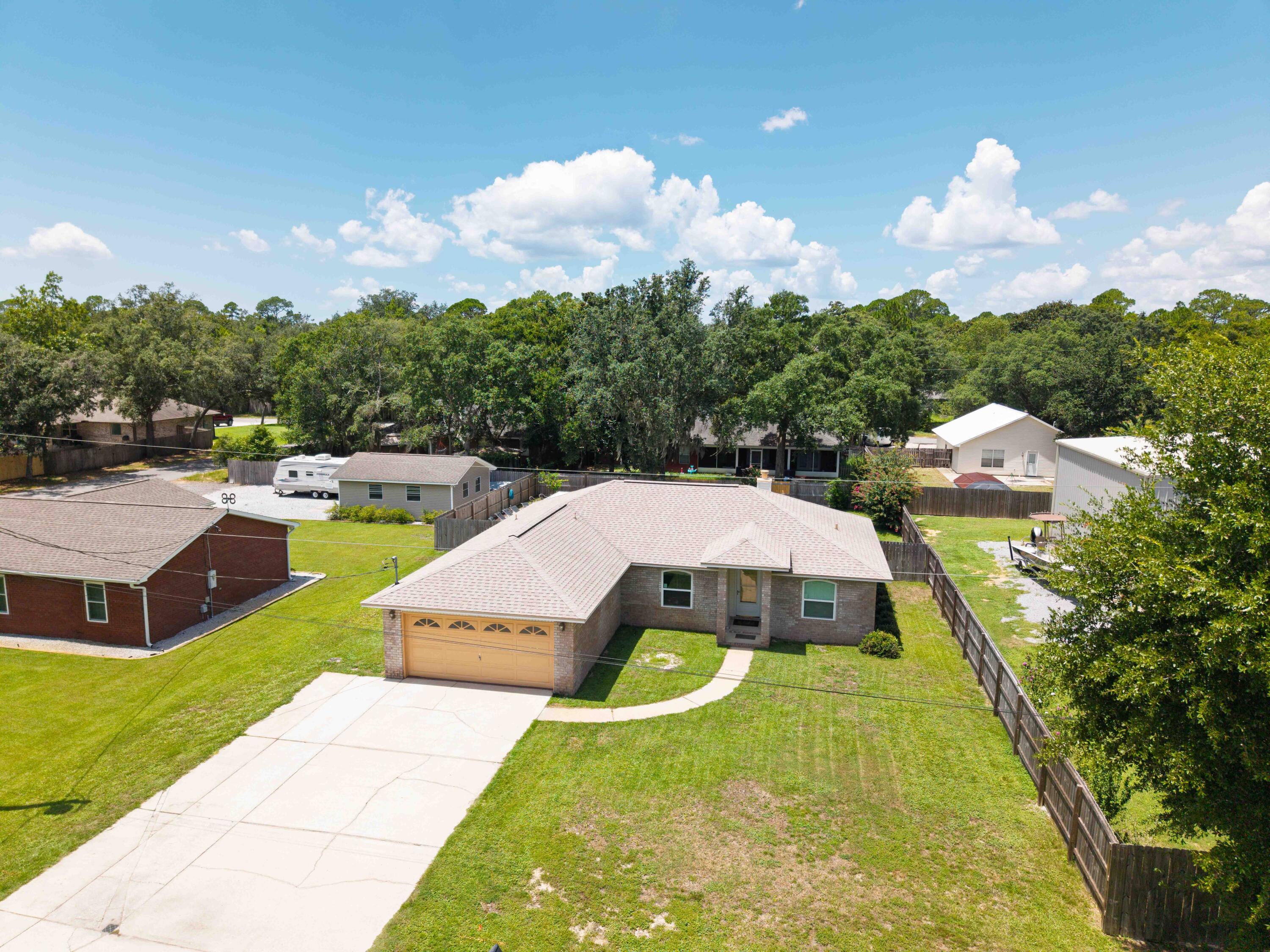 HOLLEY SHORES - Residential