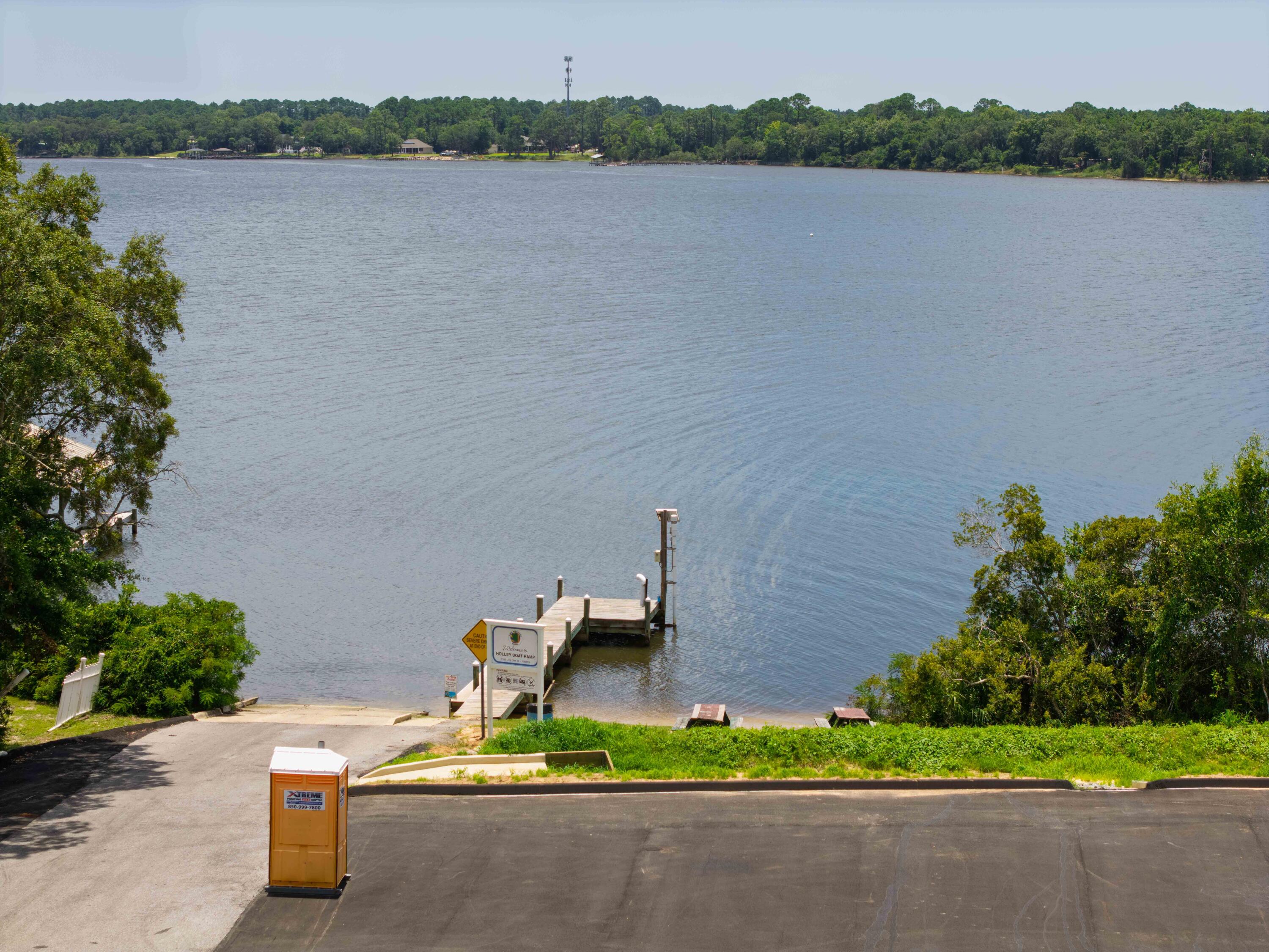 HOLLEY SHORES - Residential