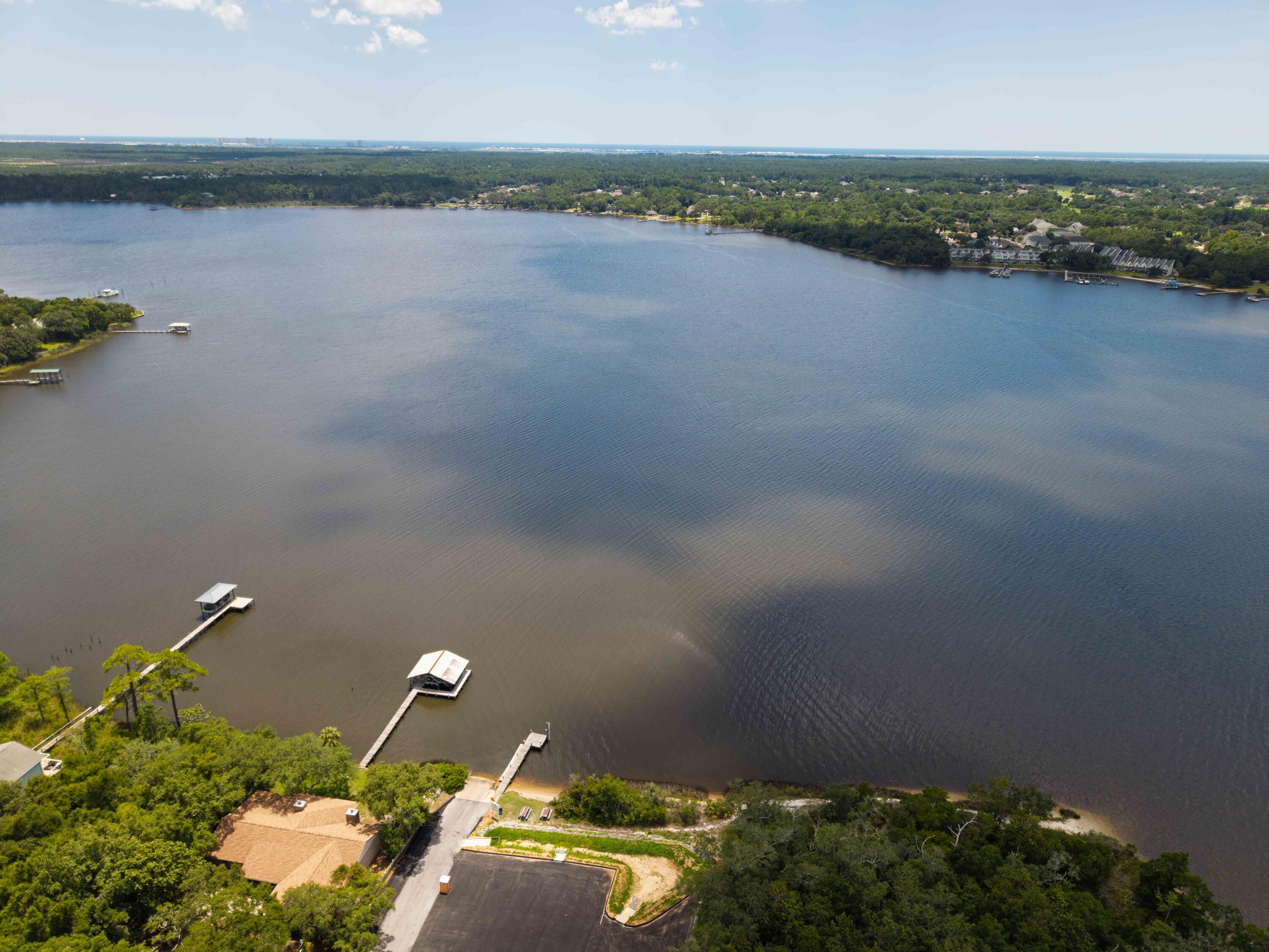 HOLLEY SHORES - Residential