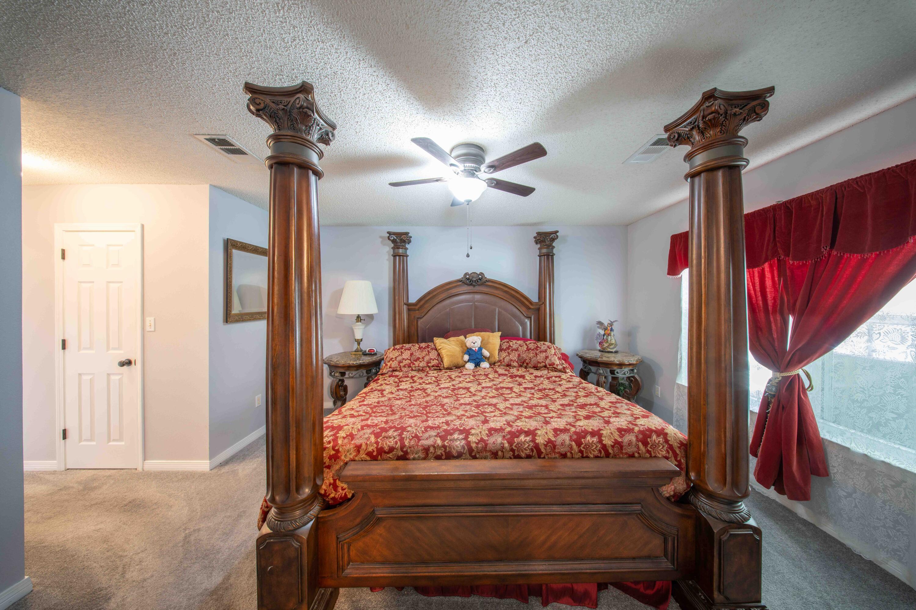 HOLLEY SHORES - Residential
