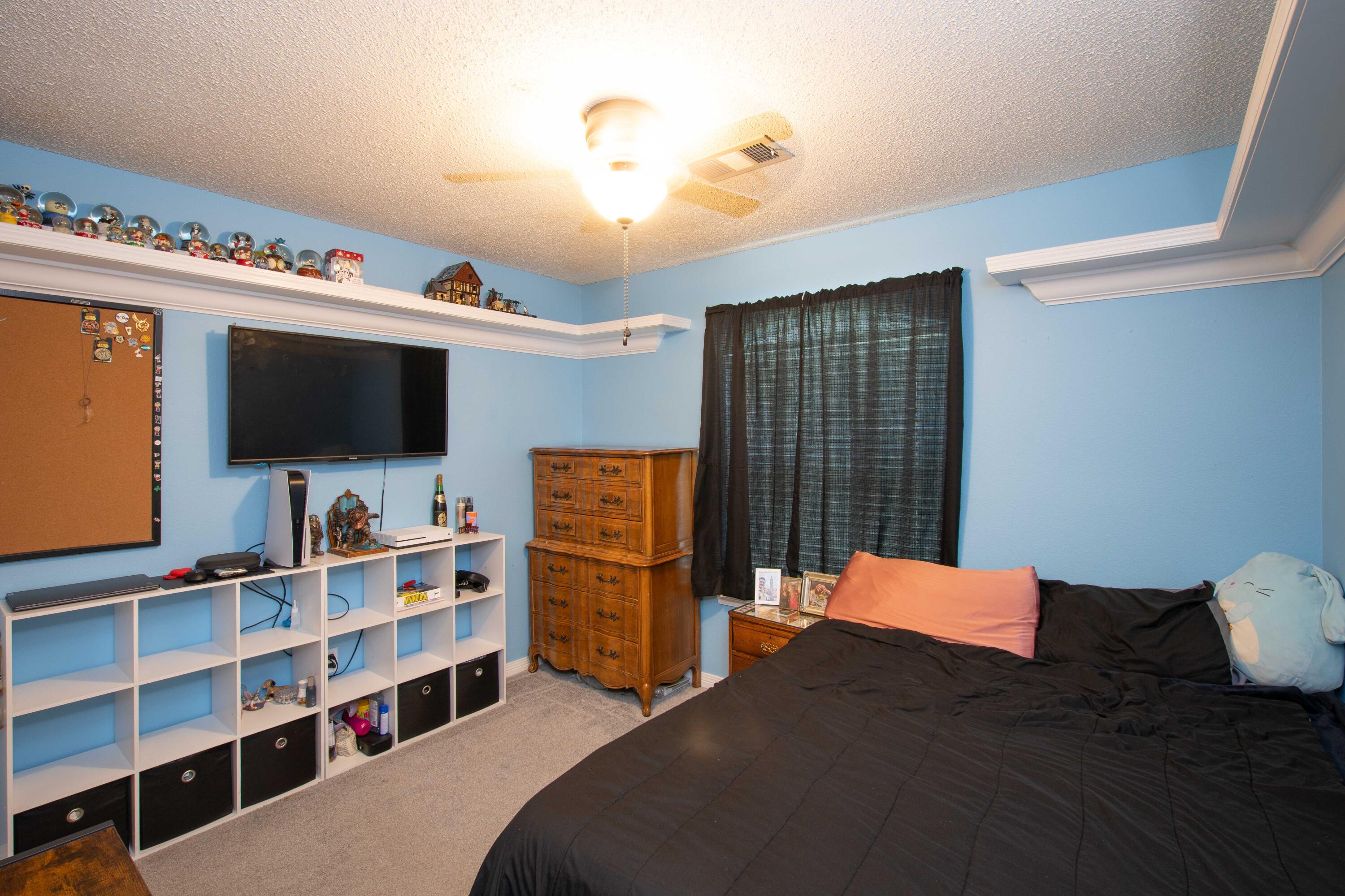 HOLLEY SHORES - Residential