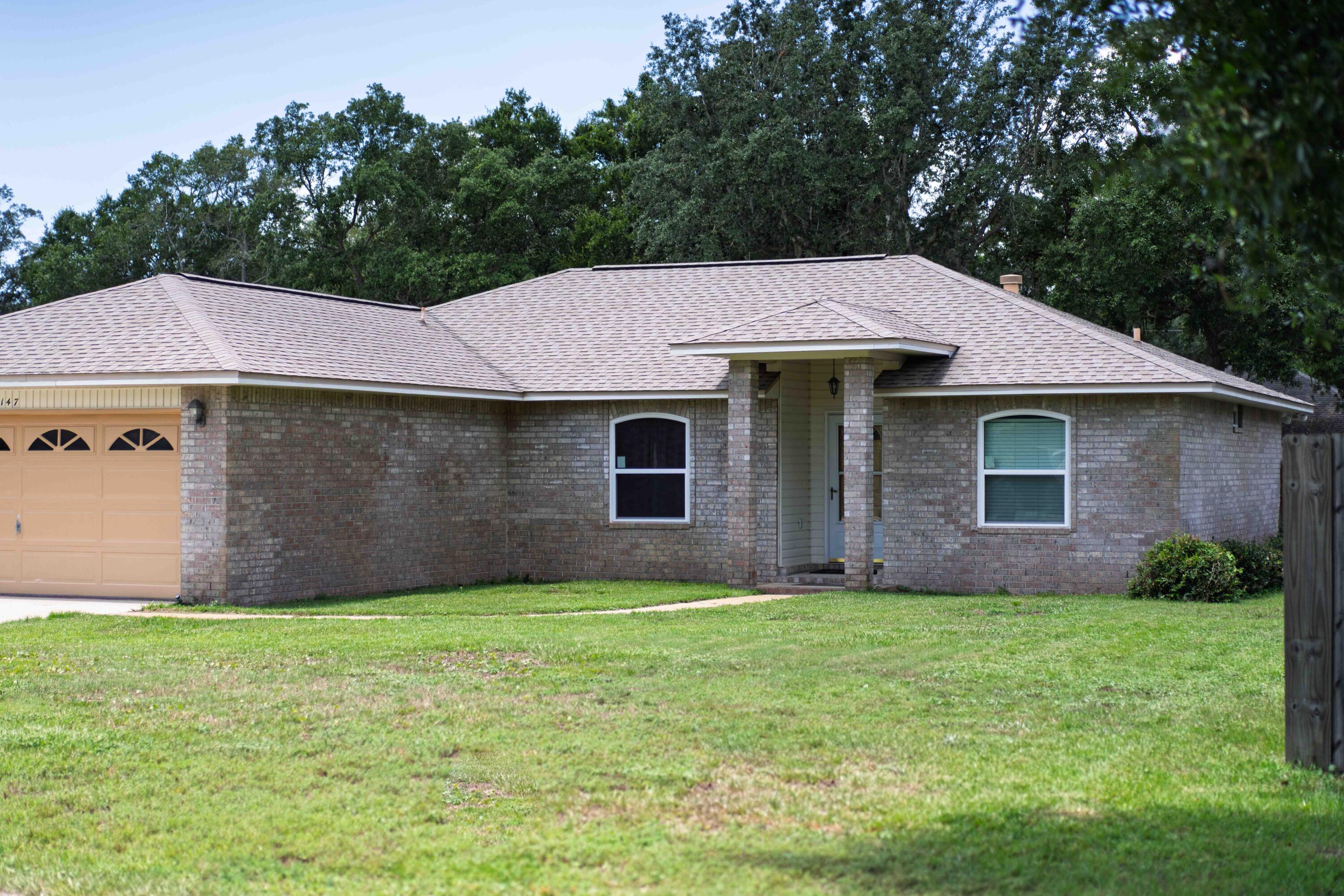 HOLLEY SHORES - Residential