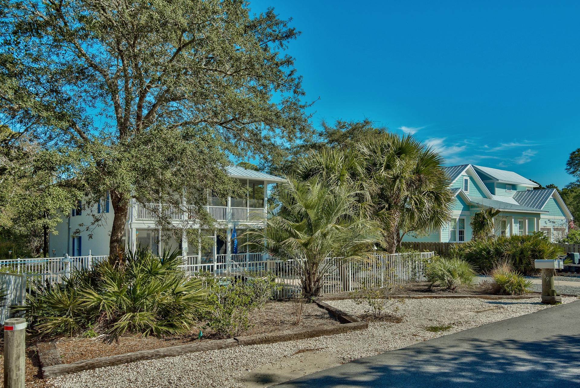 SEAGROVE VILLAGE 6TH ADD - Residential