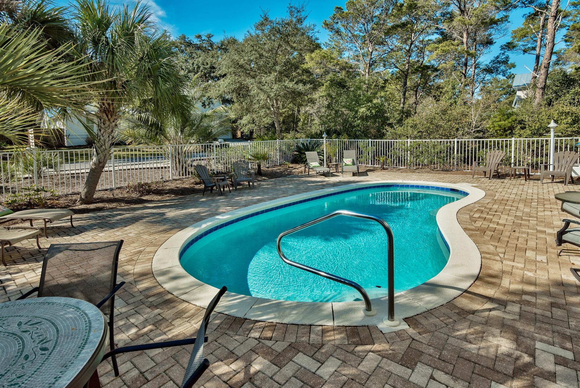 SEAGROVE VILLAGE 6TH ADD - Residential