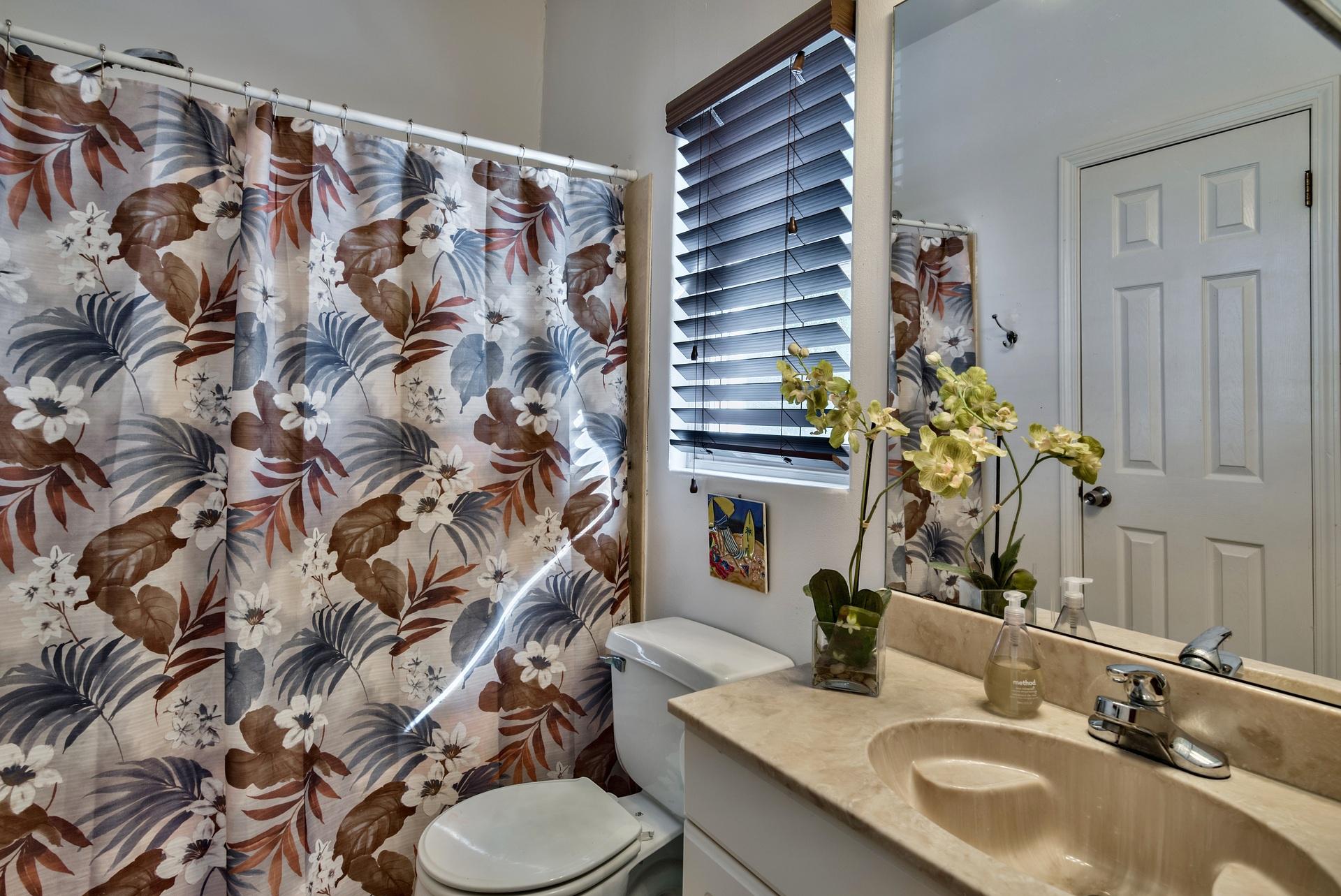 SEAGROVE VILLAGE 6TH ADD - Residential