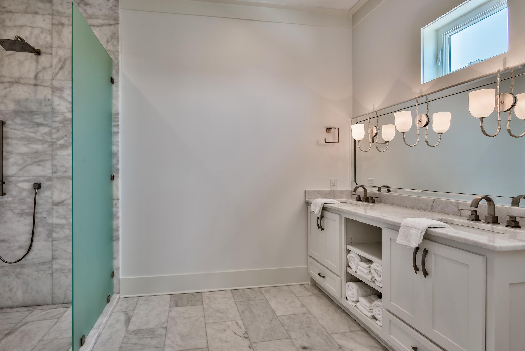 SEAGROVE 1ST ADDN - Residential