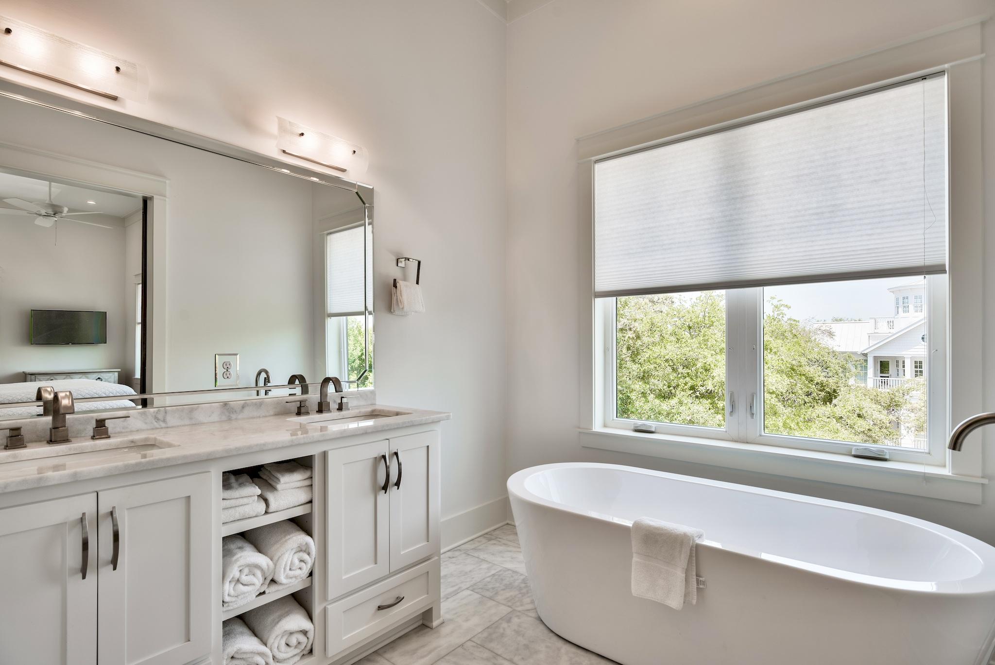 SEAGROVE 1ST ADDN - Residential