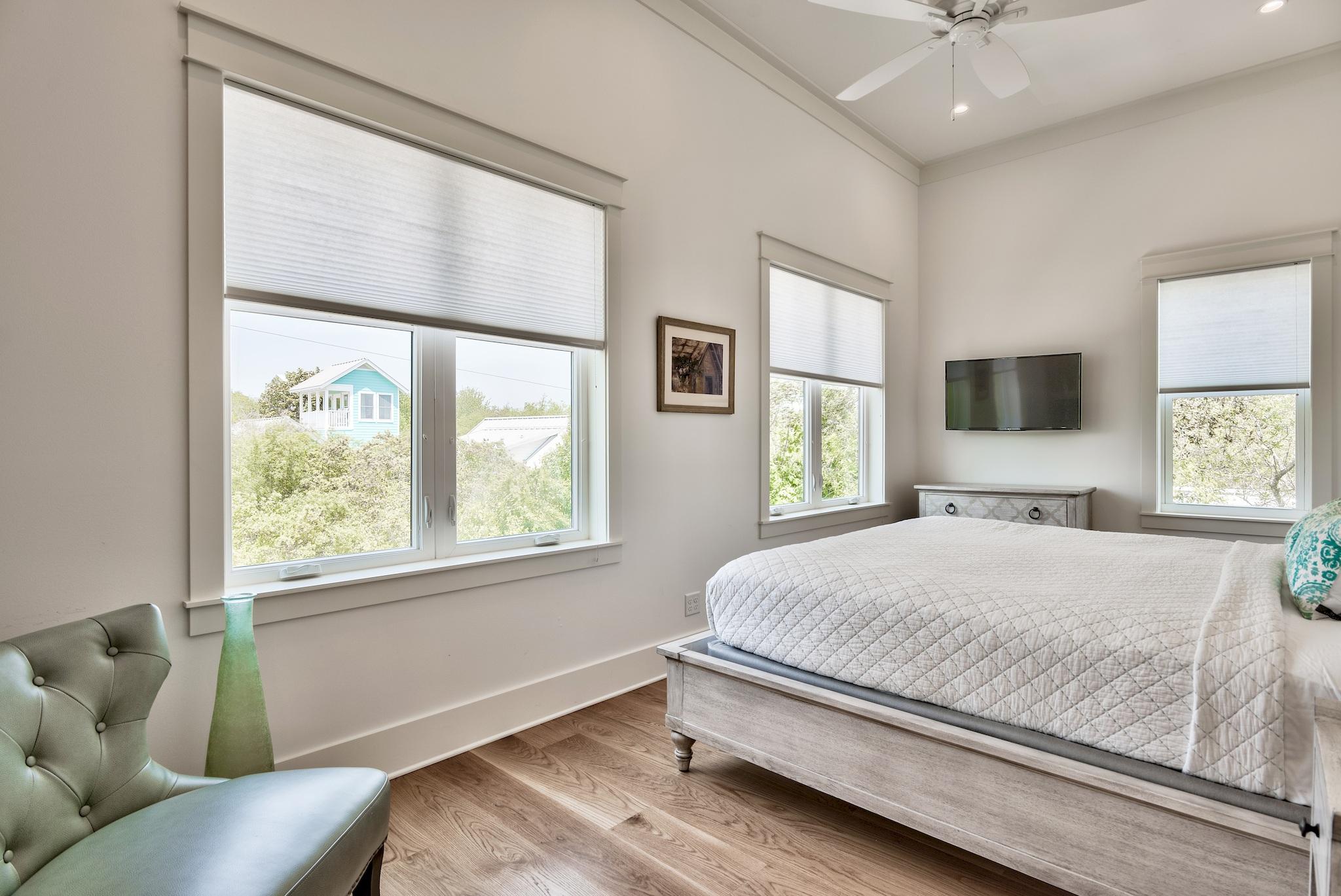 SEAGROVE 1ST ADDN - Residential