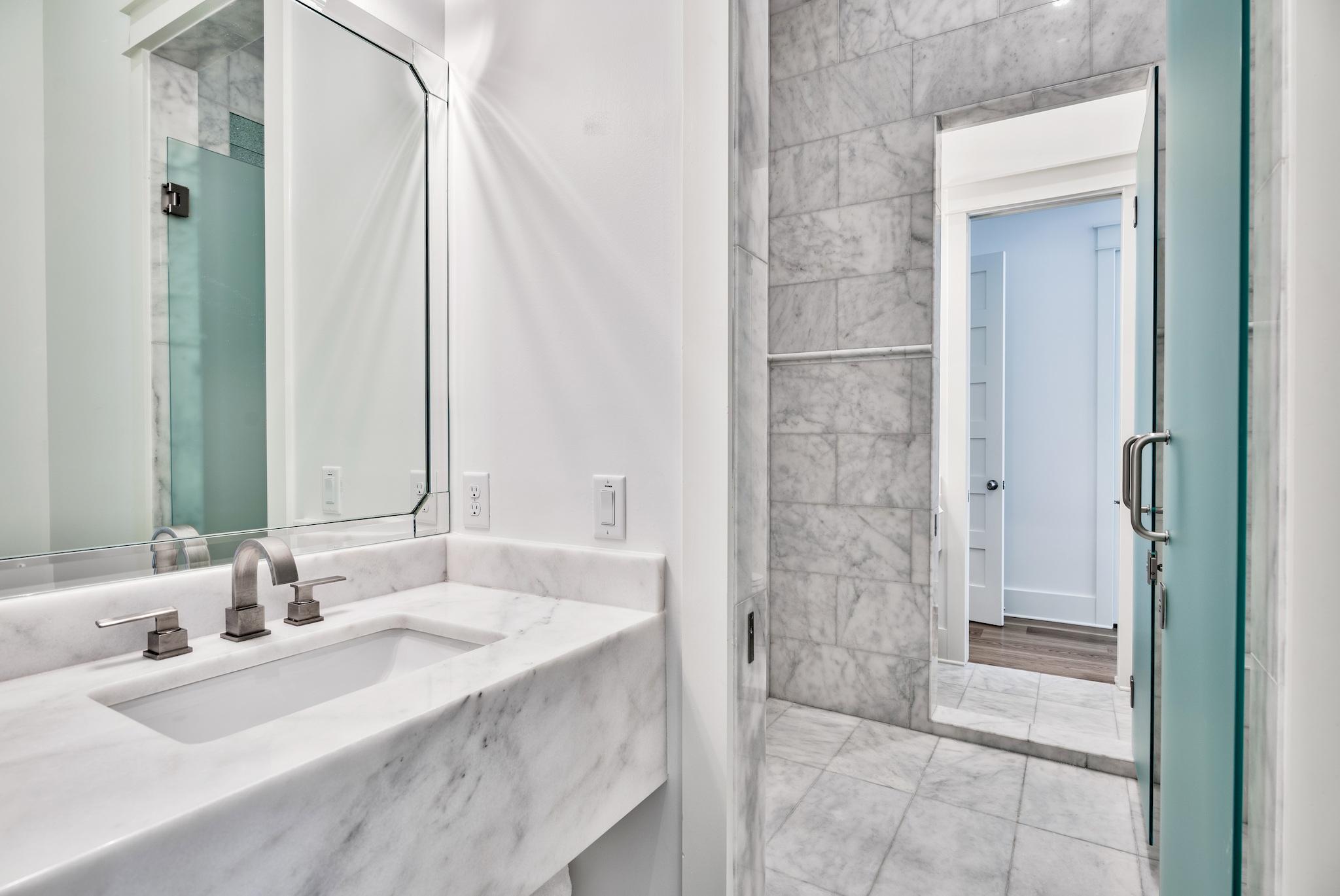 SEAGROVE 1ST ADDN - Residential
