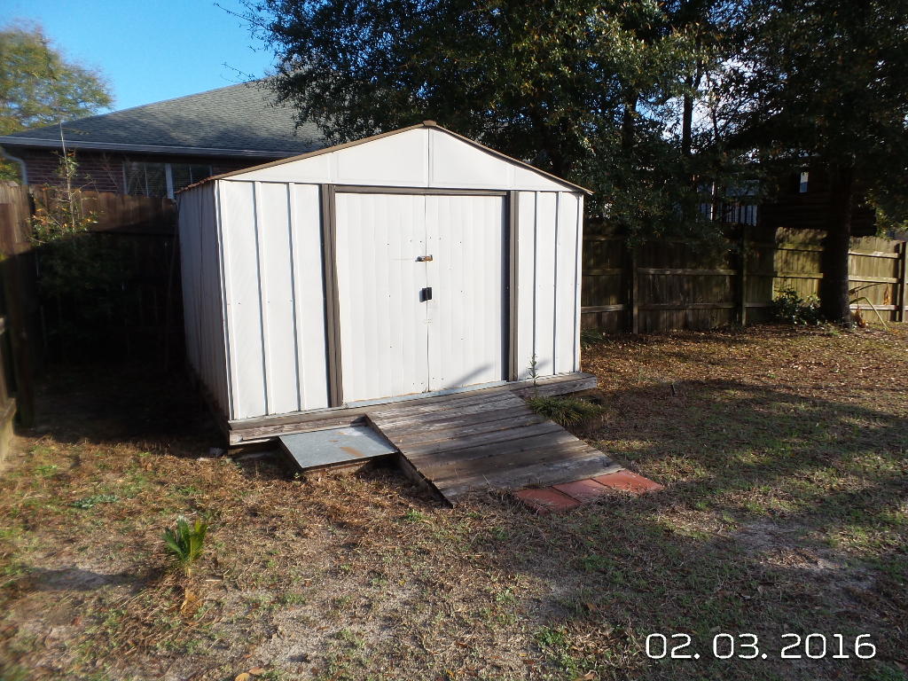 WILDWOOD GABLES - Residential Lease