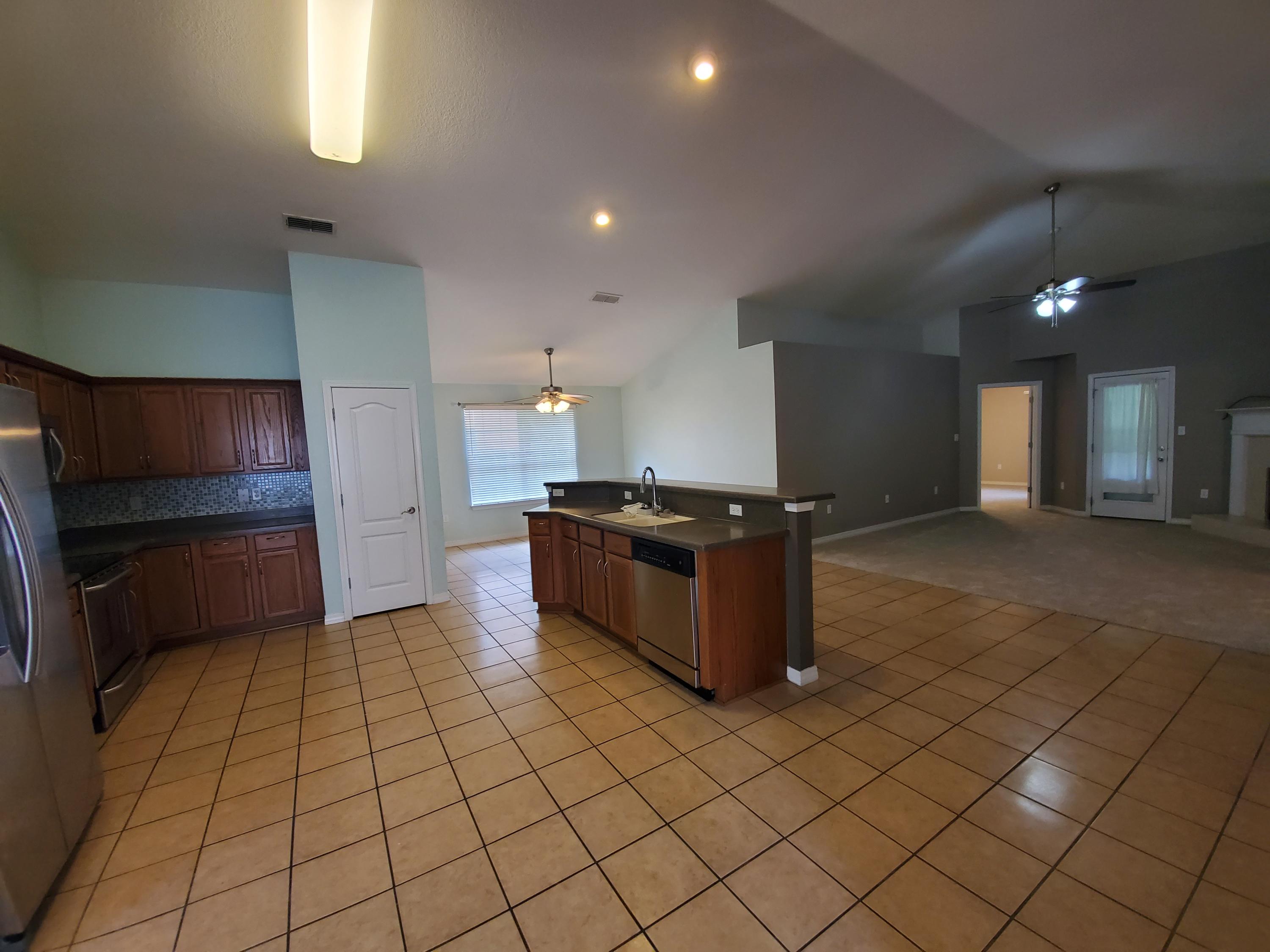 DRIFTWOOD ESTATES 1B - Residential