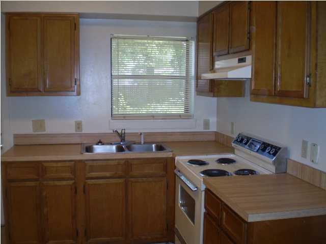 Photo 1 of 4 — 148 Rickey Avenue B, Fort Walton Beach, FL 32547