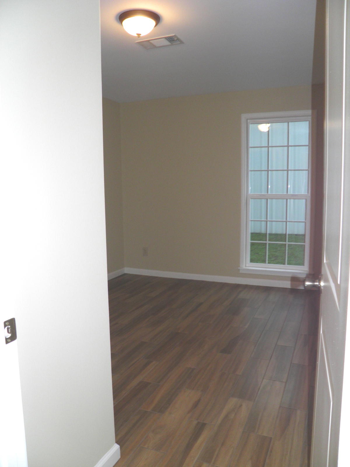 NO RECORDED SUBDIVISION - Residential Lease