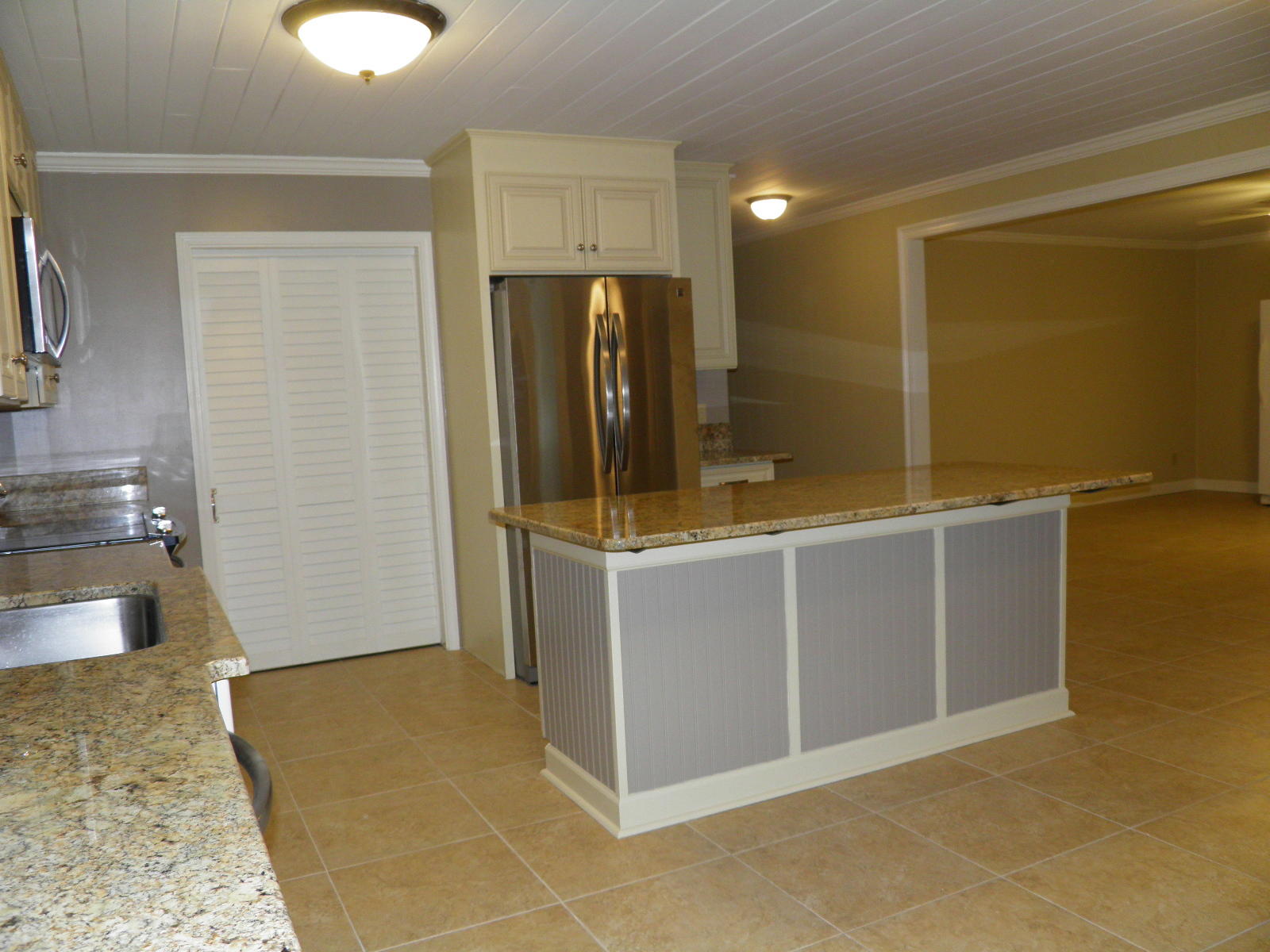 NO RECORDED SUBDIVISION - Residential Lease