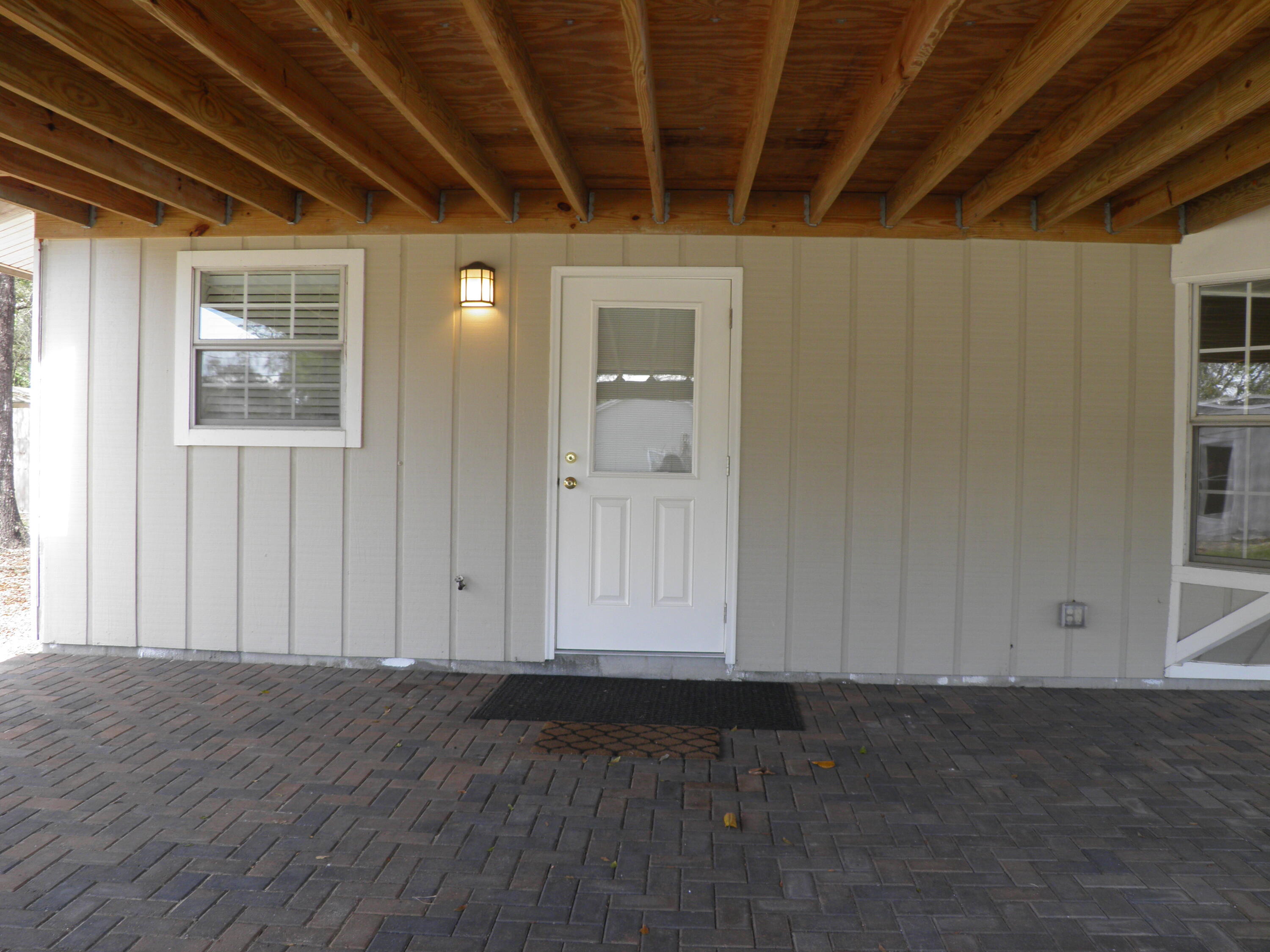 NO RECORDED SUBDIVISION - Residential Lease
