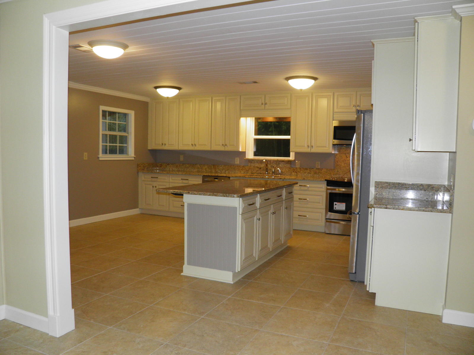 NO RECORDED SUBDIVISION - Residential Lease