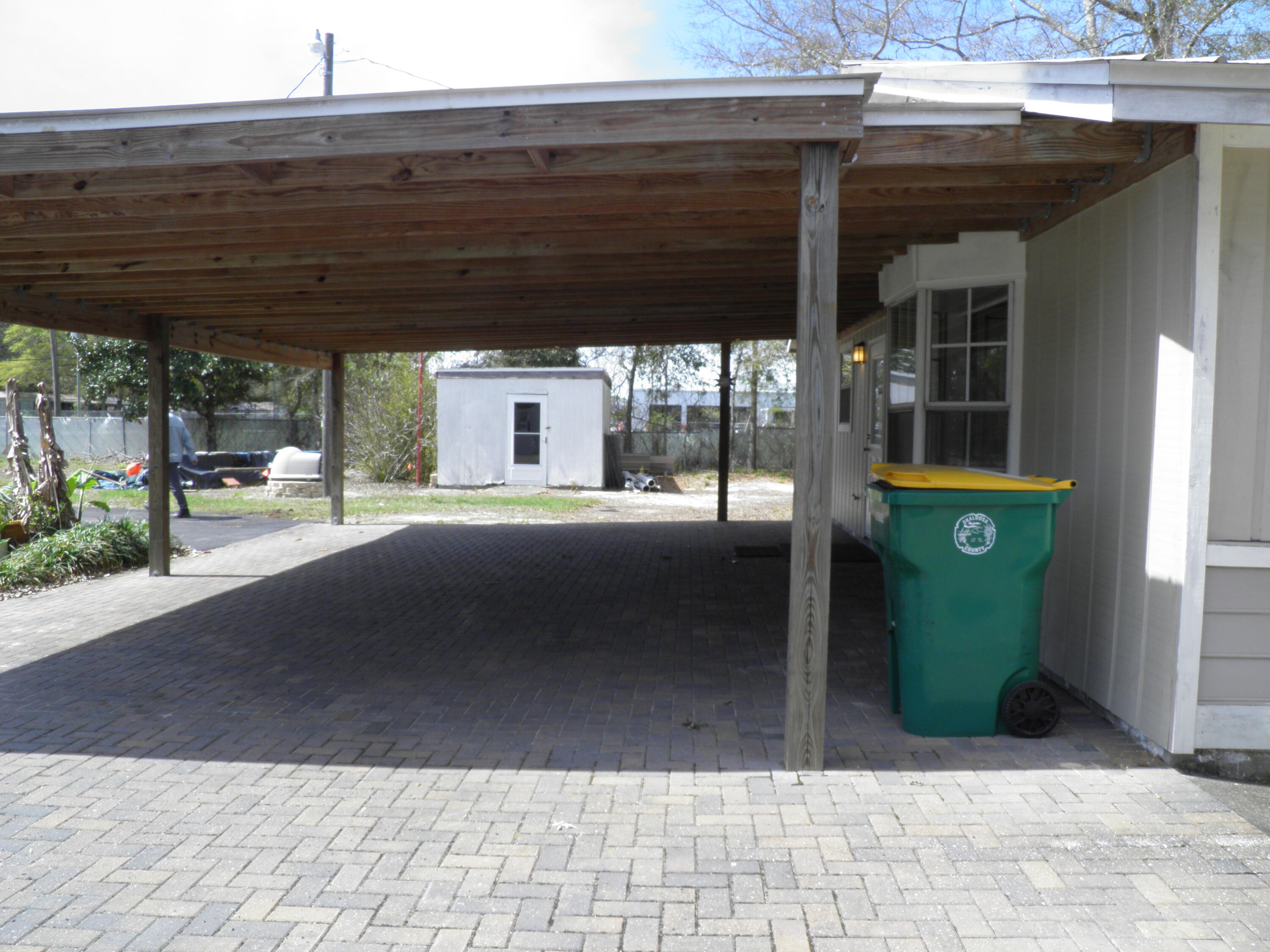NO RECORDED SUBDIVISION - Residential Lease