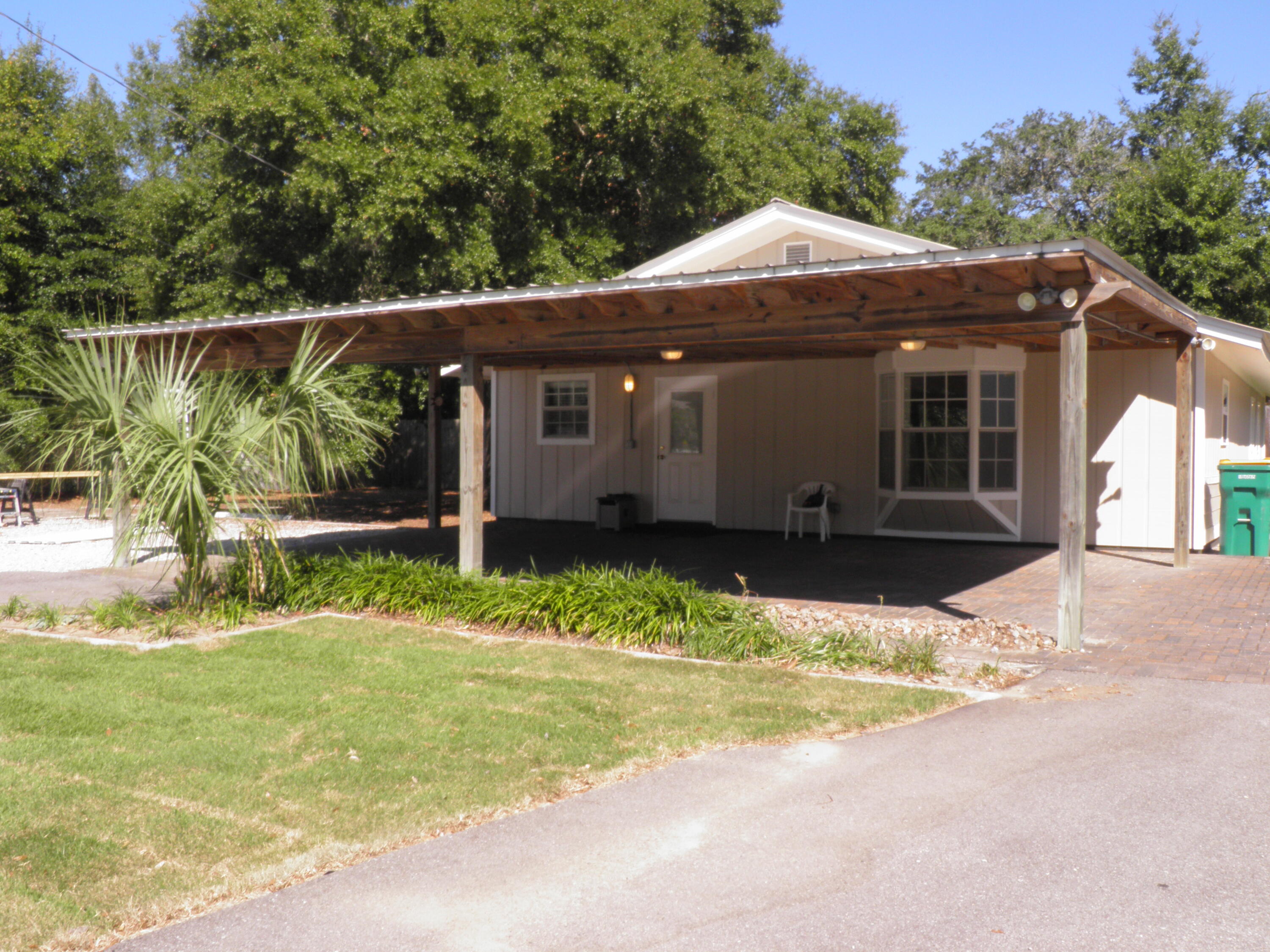 NO RECORDED SUBDIVISION - Residential Lease
