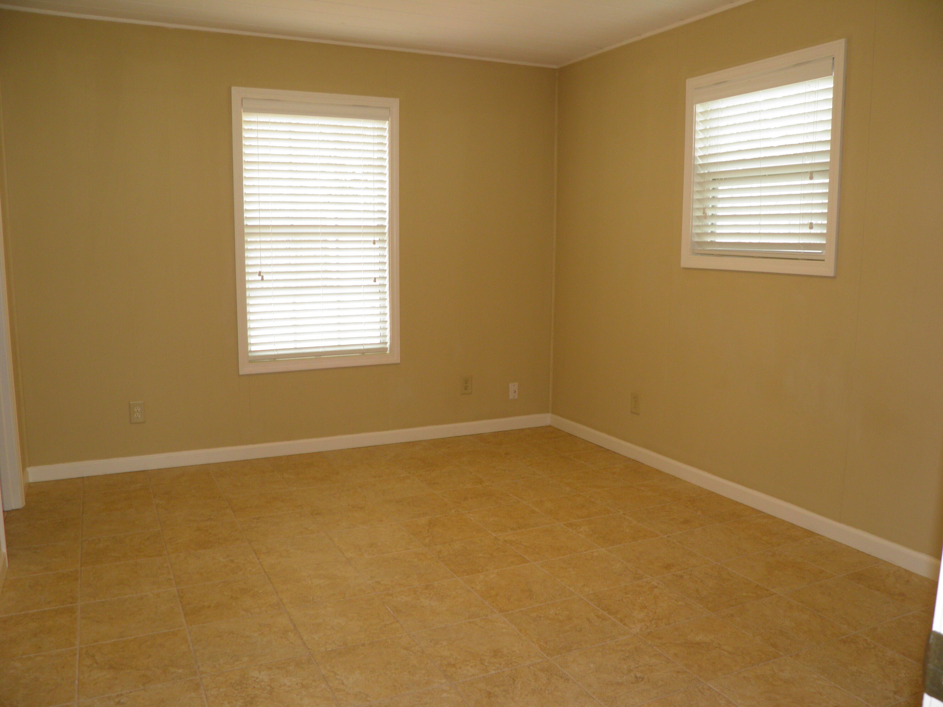 NO RECORDED SUBDIVISION - Residential Lease